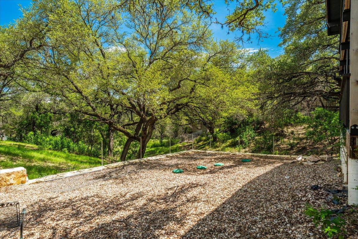 1309 Edgewater Dr, Spicewood, TX 78669