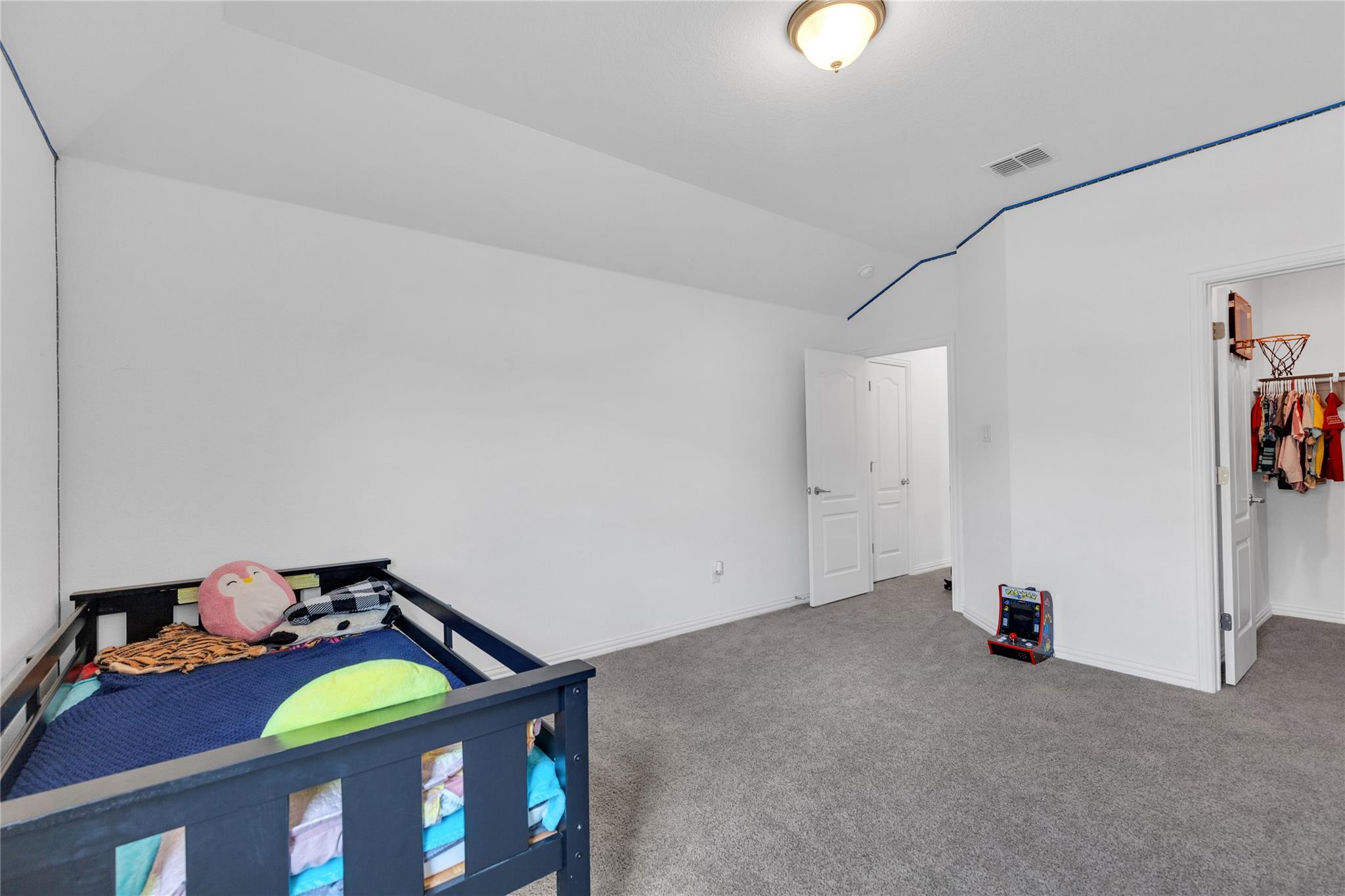 122 Shagbark Trl, Bastrop, TX 78602