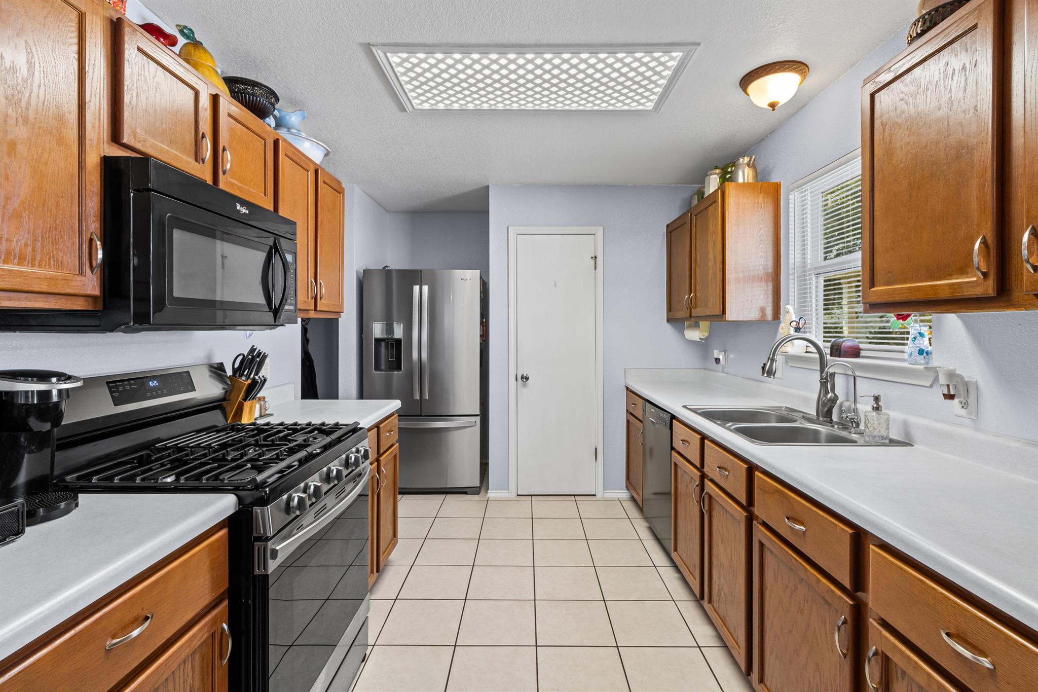 104 Will Ln, Hutto, TX 78634