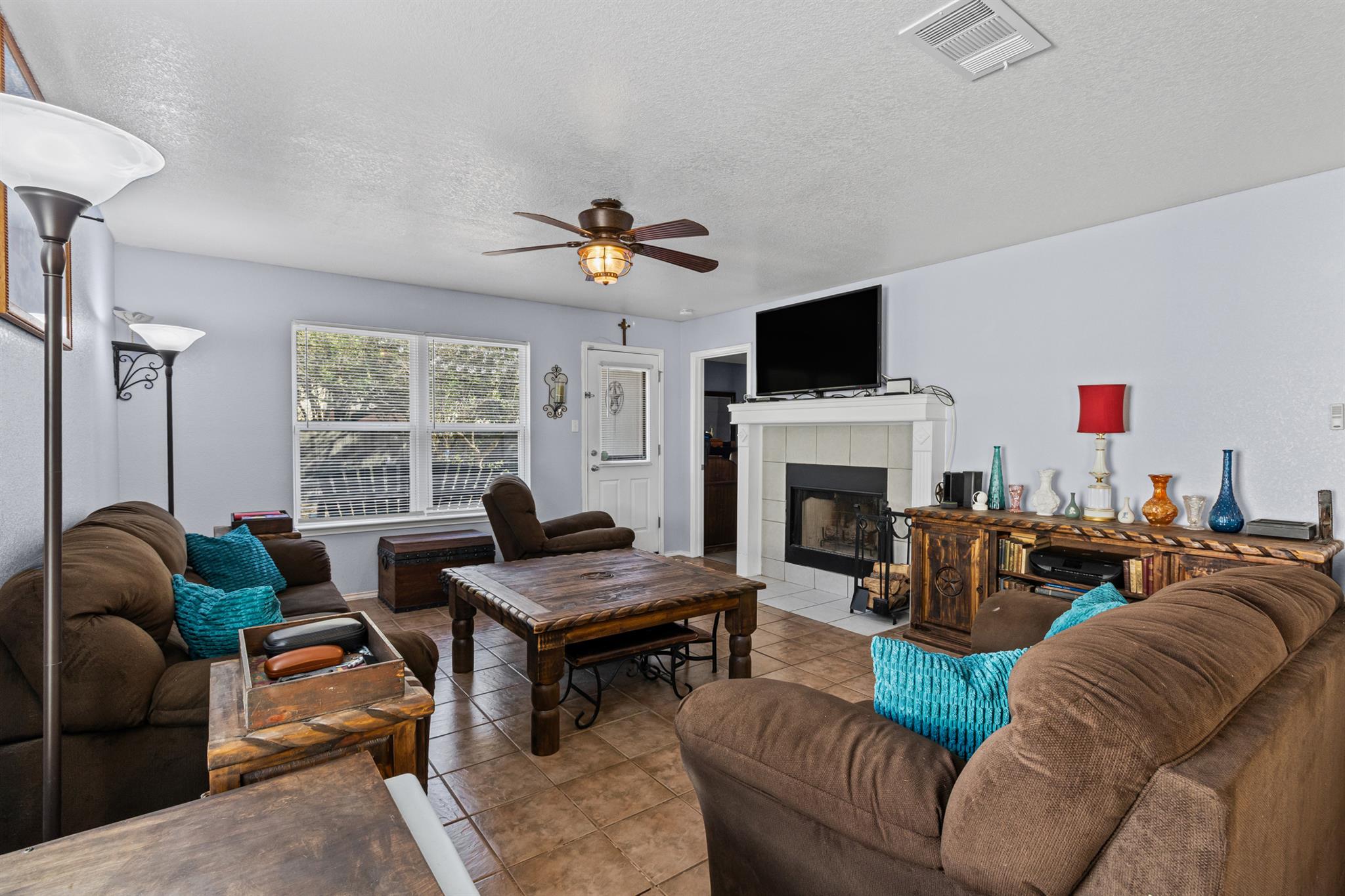 104 Will Ln, Hutto, TX 78634