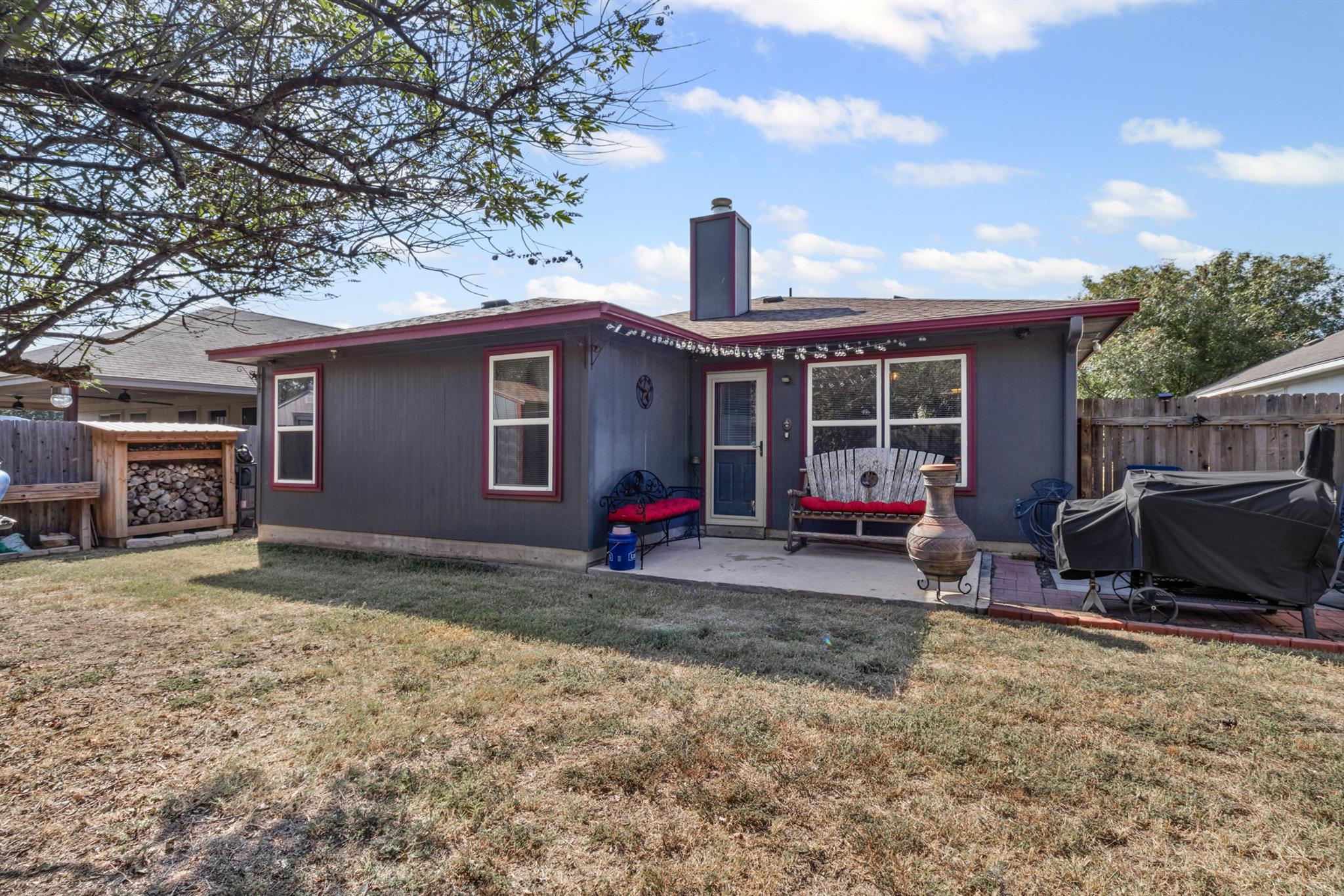 104 Will Ln, Hutto, TX 78634