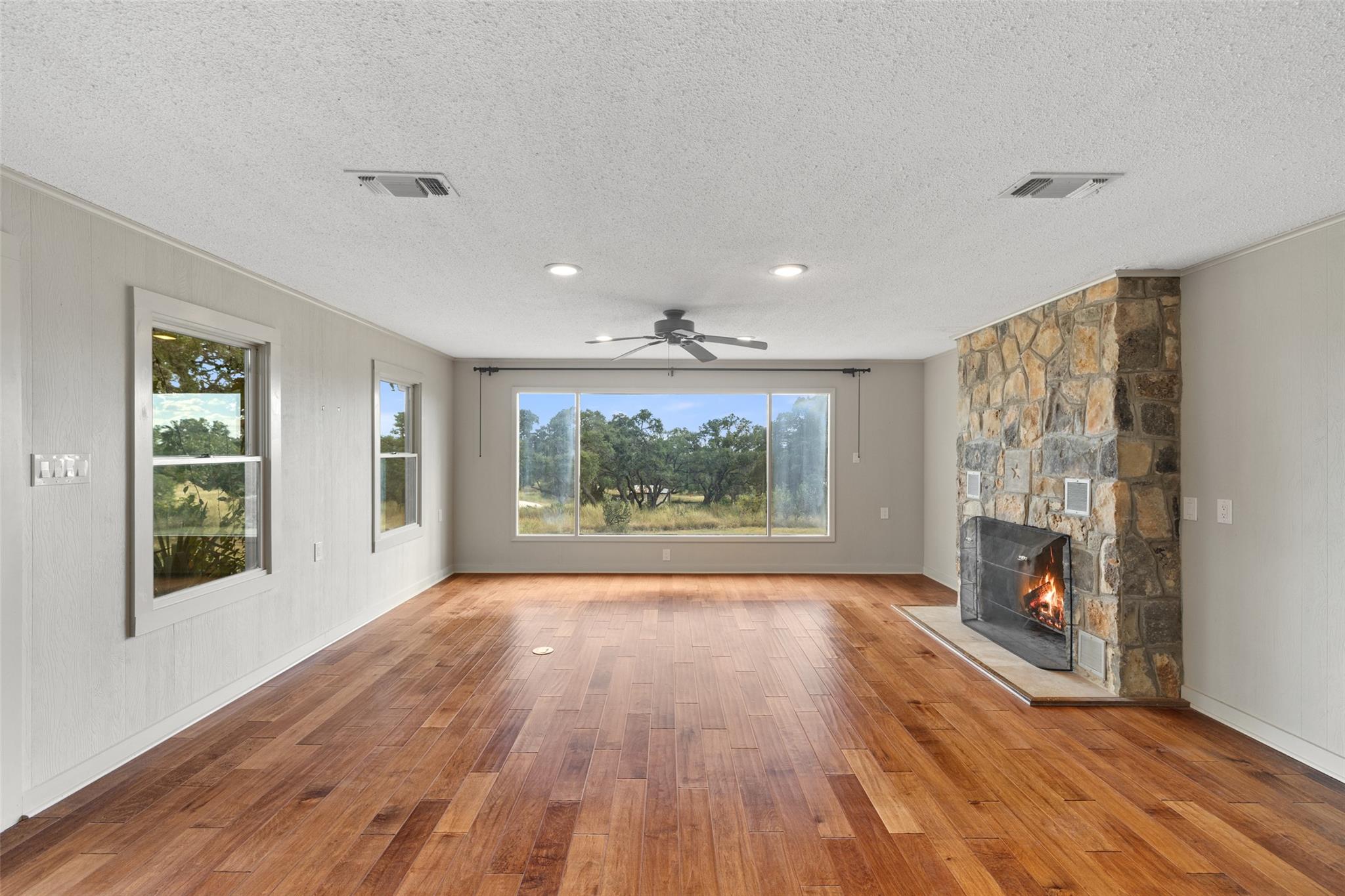 5776 FM 165, Blanco, TX 78636