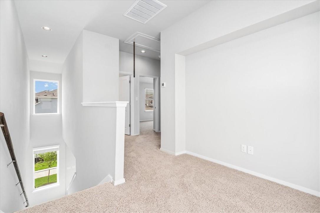 179 Living Reef Dr, Maxwell, TX 78656