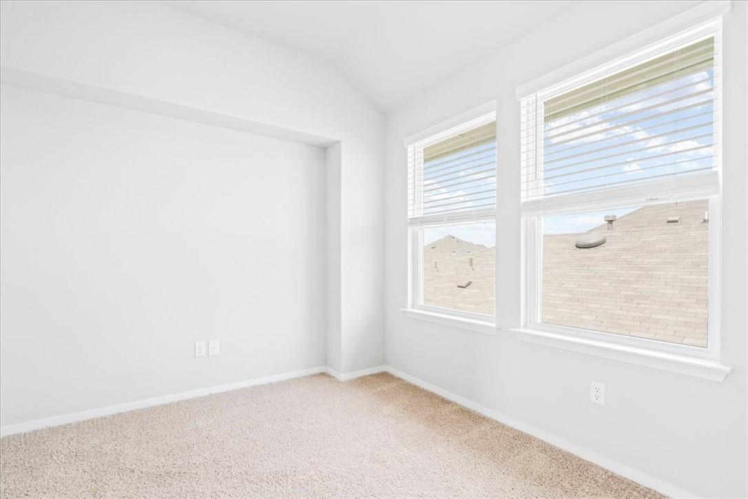 179 Living Reef Dr, Maxwell, TX 78656