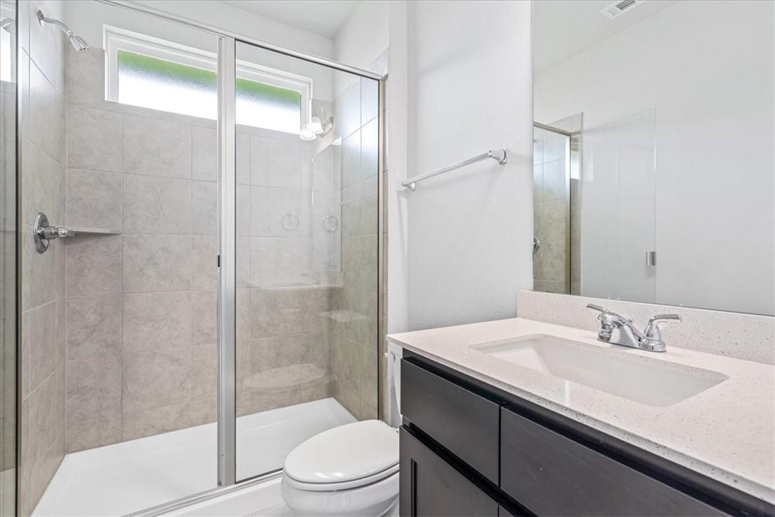 179 Living Reef Dr, Maxwell, TX 78656