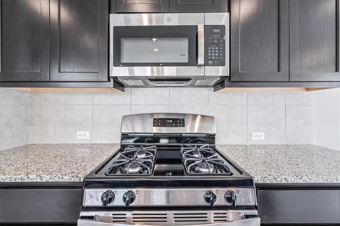 179 Living Reef Dr, Maxwell, TX 78656