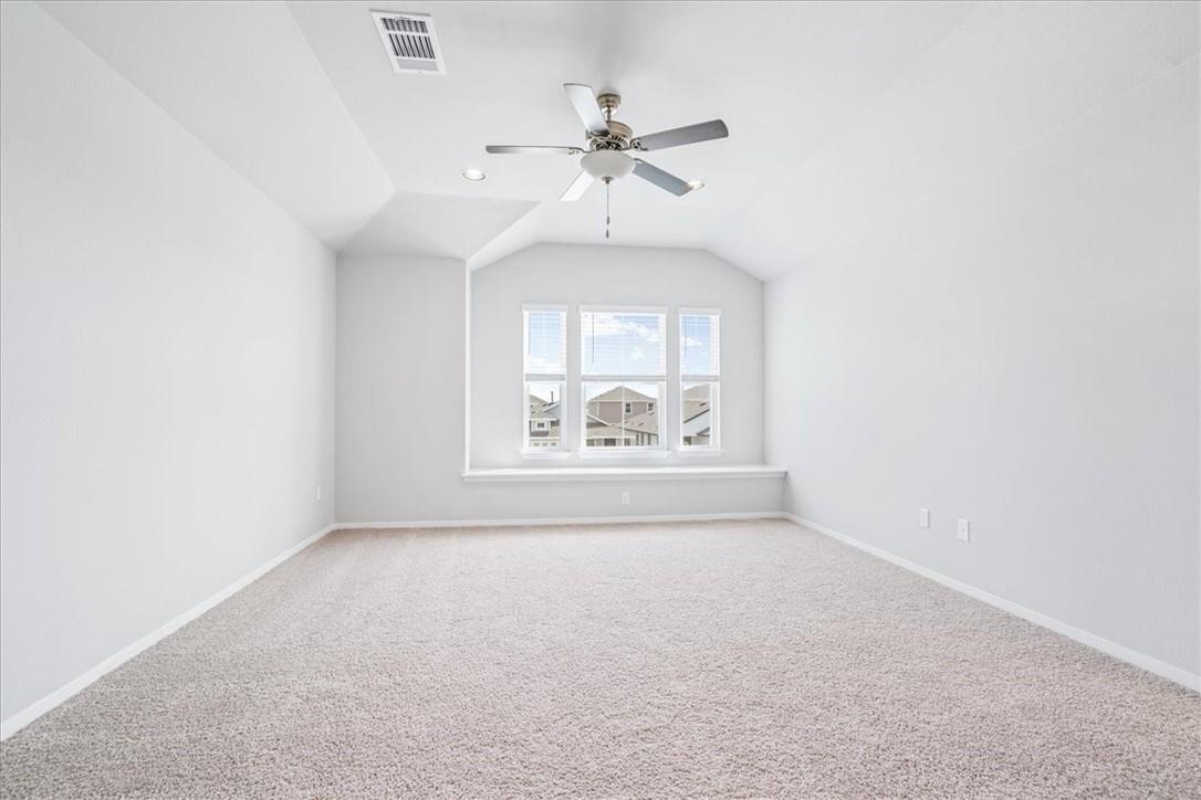 179 Living Reef Dr, Maxwell, TX 78656