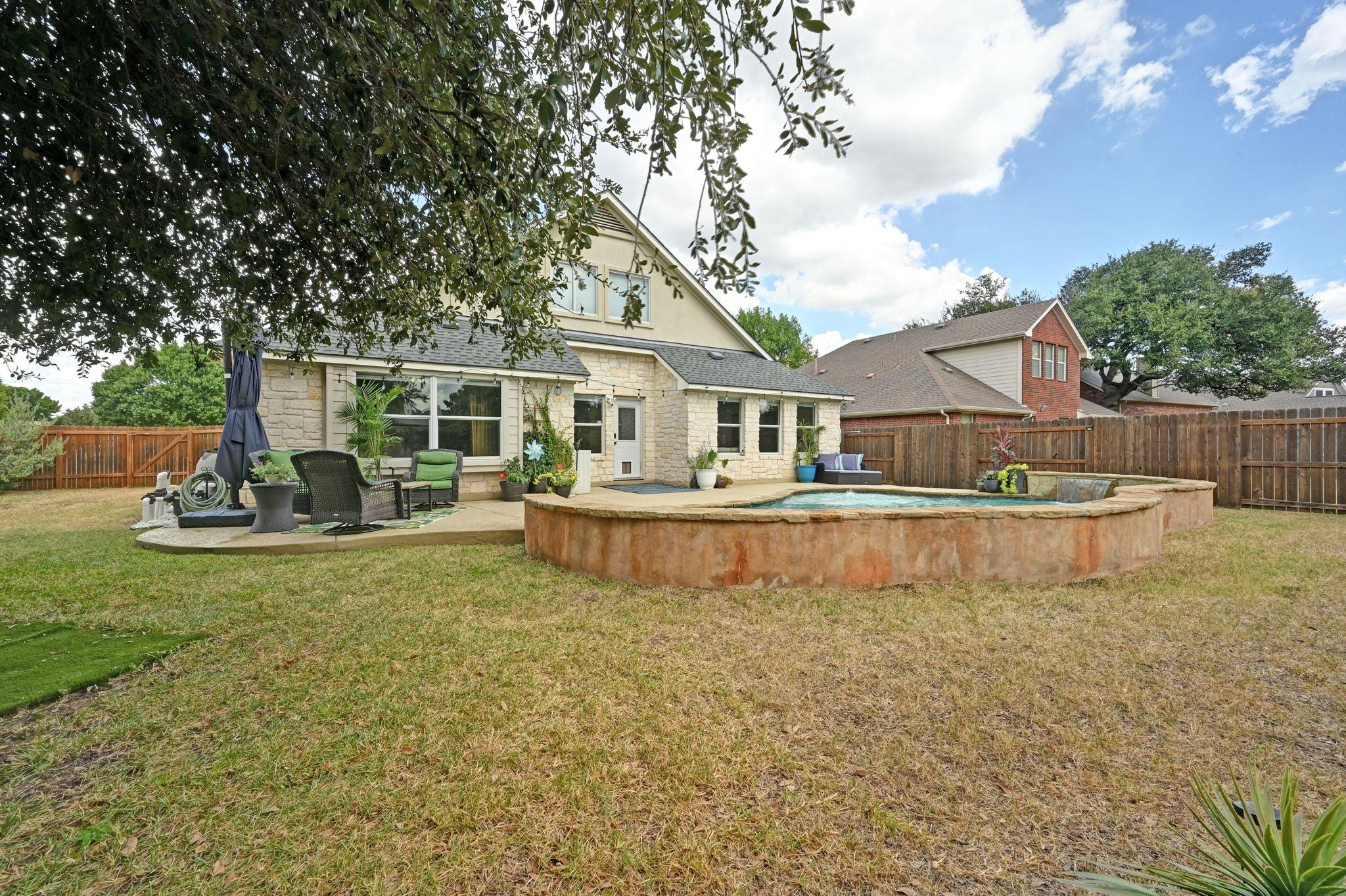 1100 Willowbrook Dr, Cedar Park, TX 78613