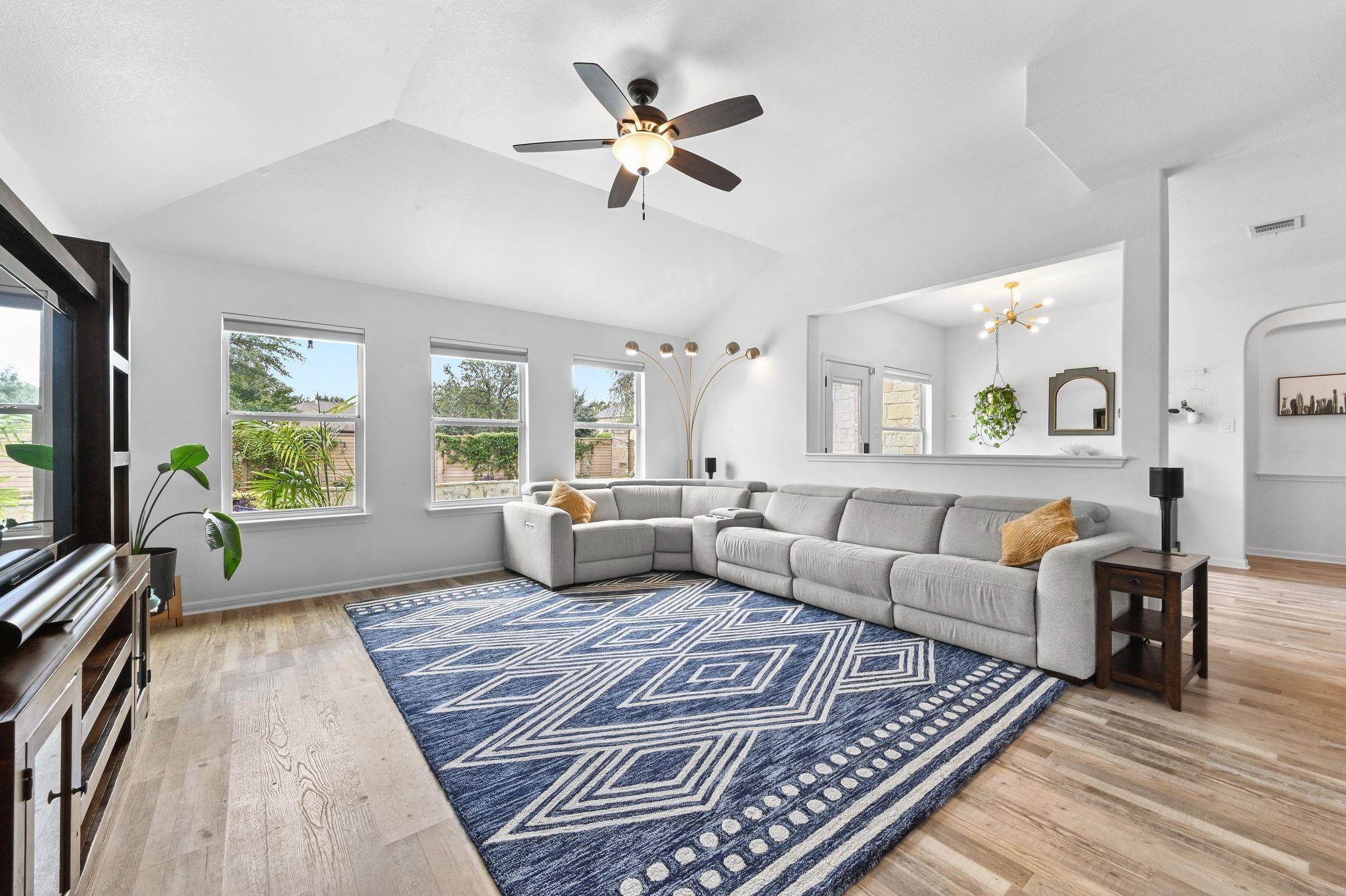 1100 Willowbrook Dr, Cedar Park, TX 78613