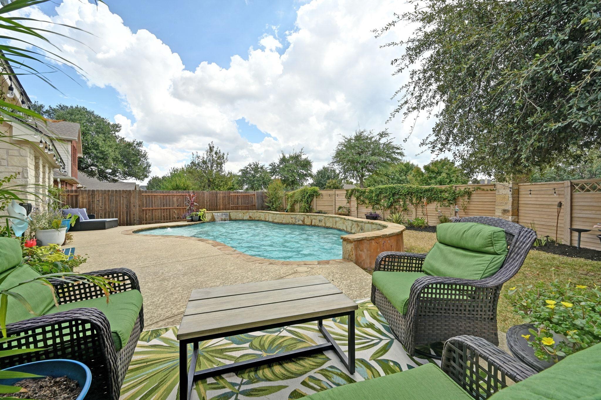 1100 Willowbrook Dr, Cedar Park, TX 78613