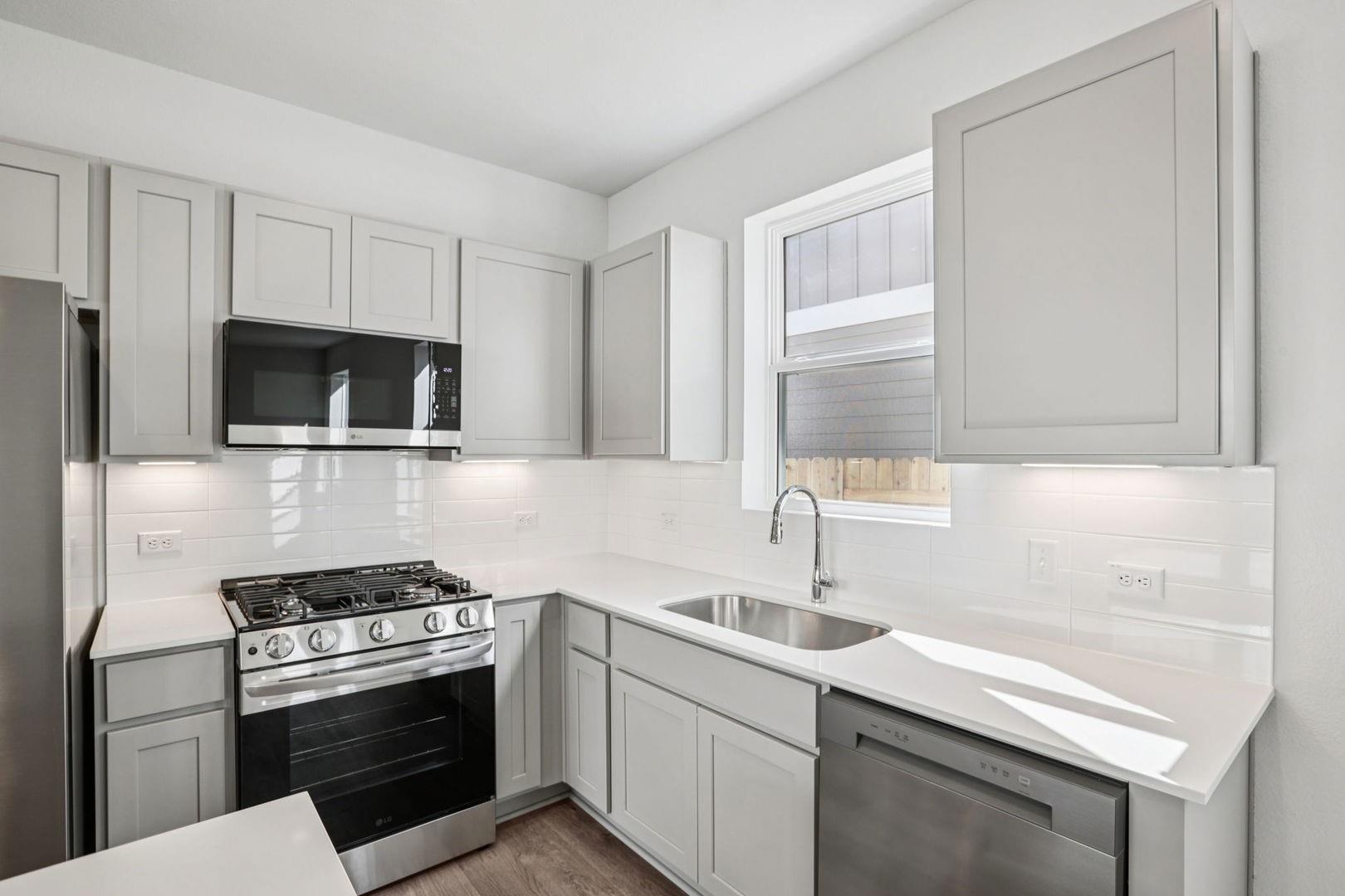 2062 Alice Jay Way, Round Rock, TX 78665