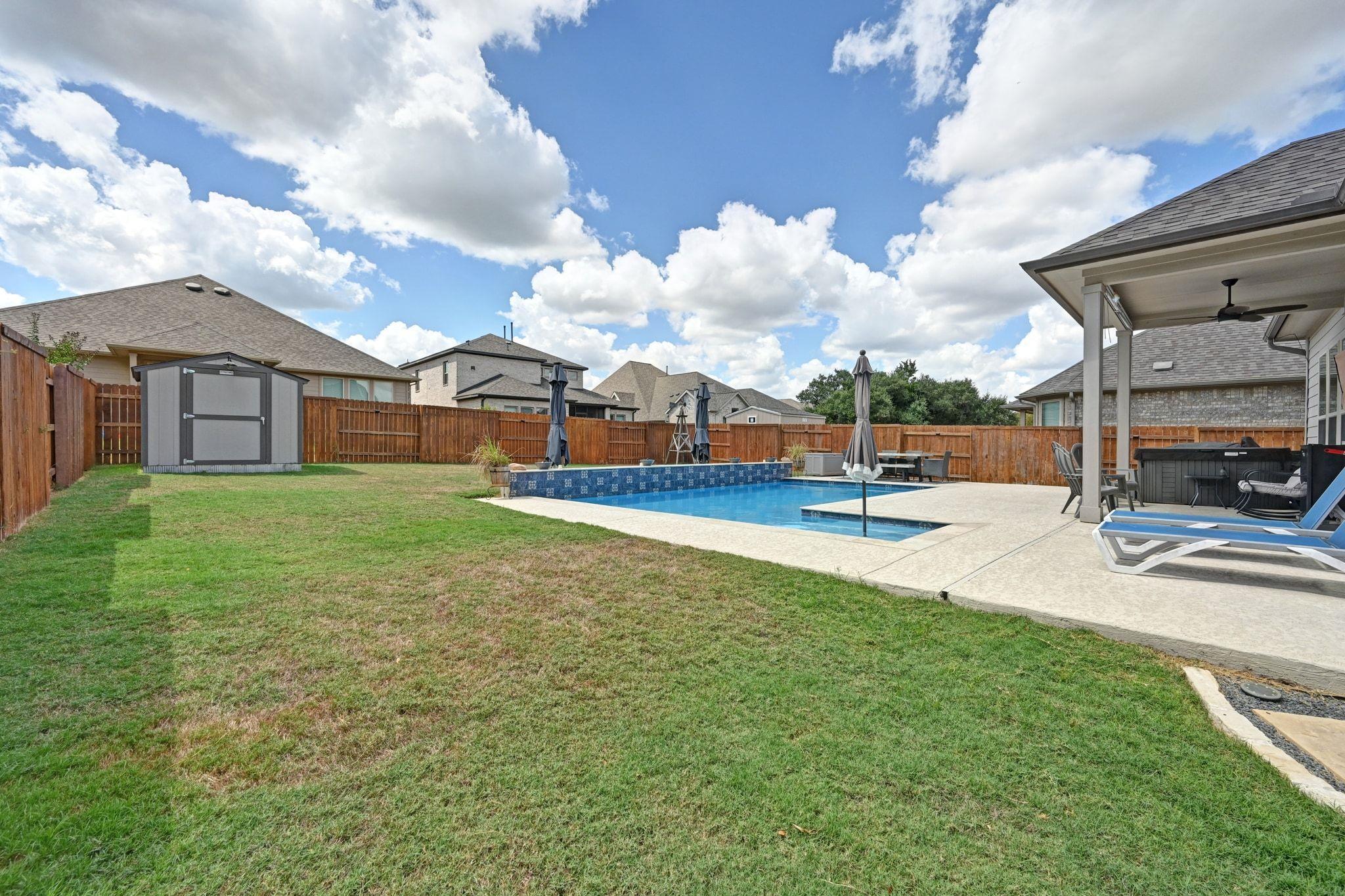 275 Coyote Creek Way, Kyle, TX 78640