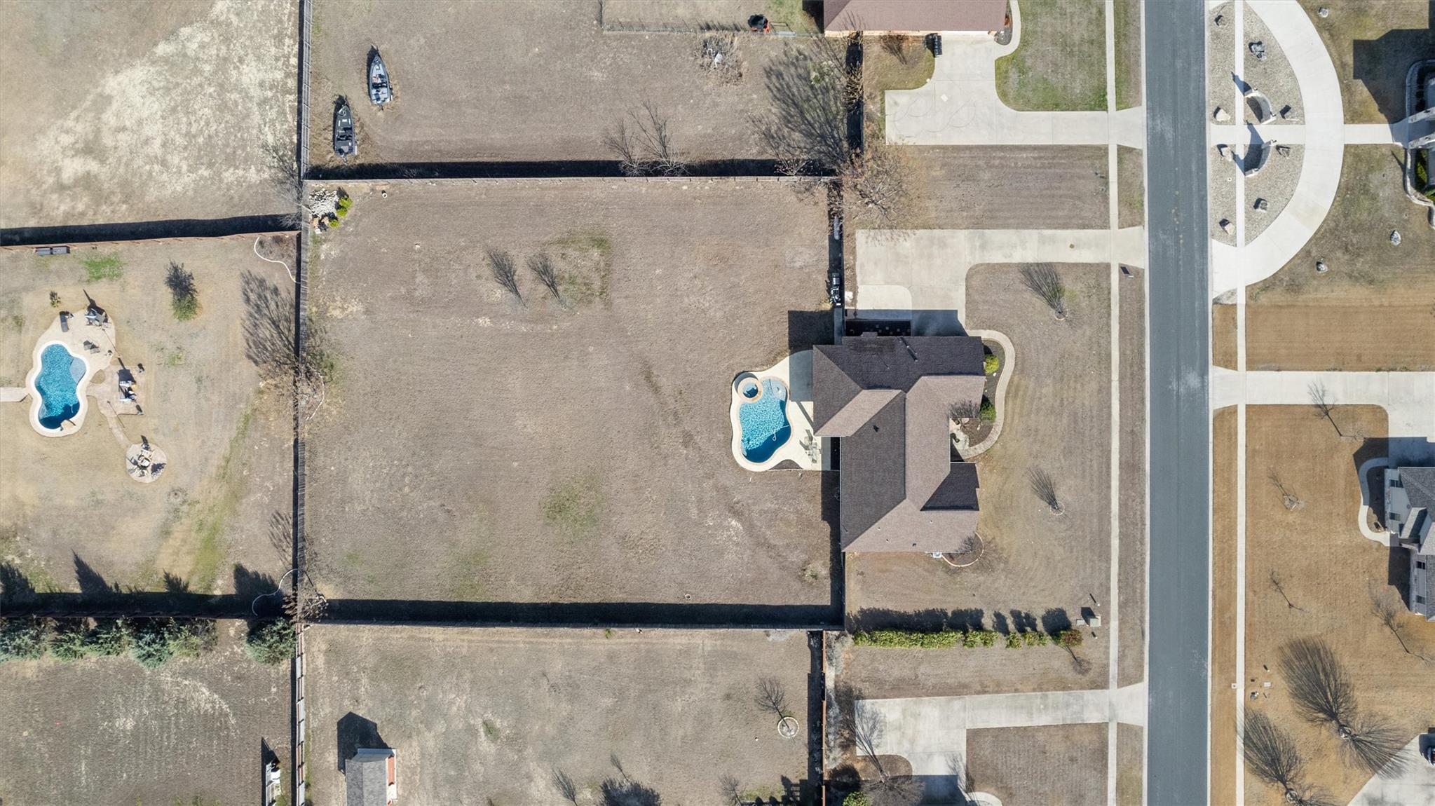 209 Sarahs Ln, Liberty Hill, TX 78642