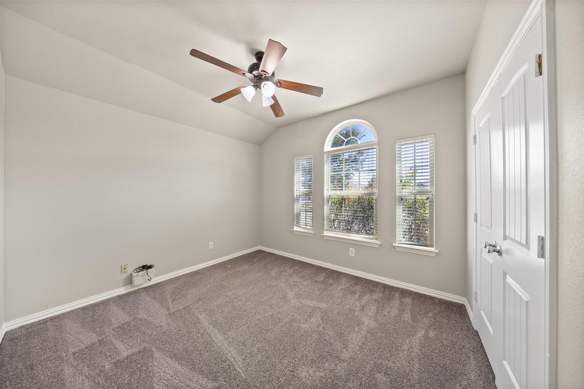 6309 Serpentine Dr, Killeen, TX 76542