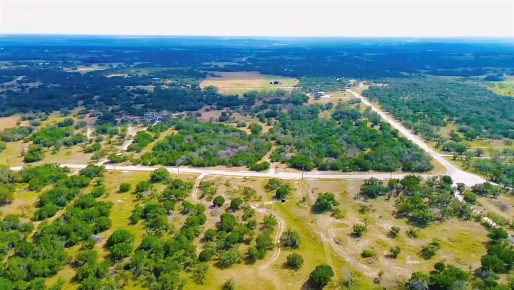 322 Maverick Way, Briggs, TX 78608