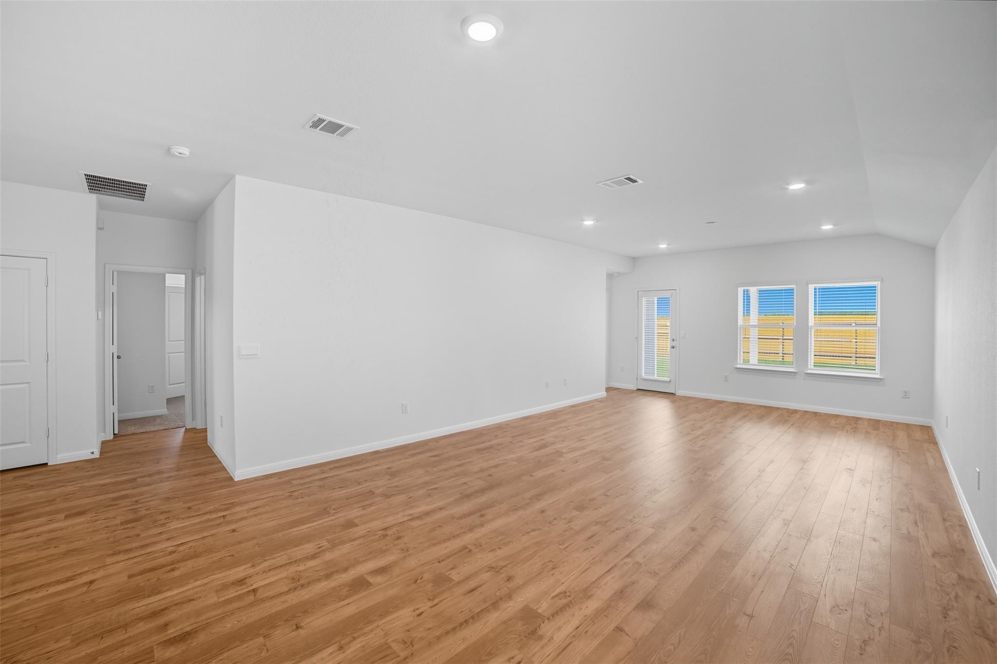 445 Mustang Lake Cir, Buda, TX 78610