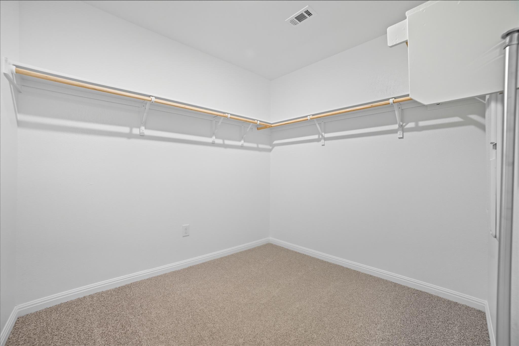 445 Mustang Lake Cir, Buda, TX 78610