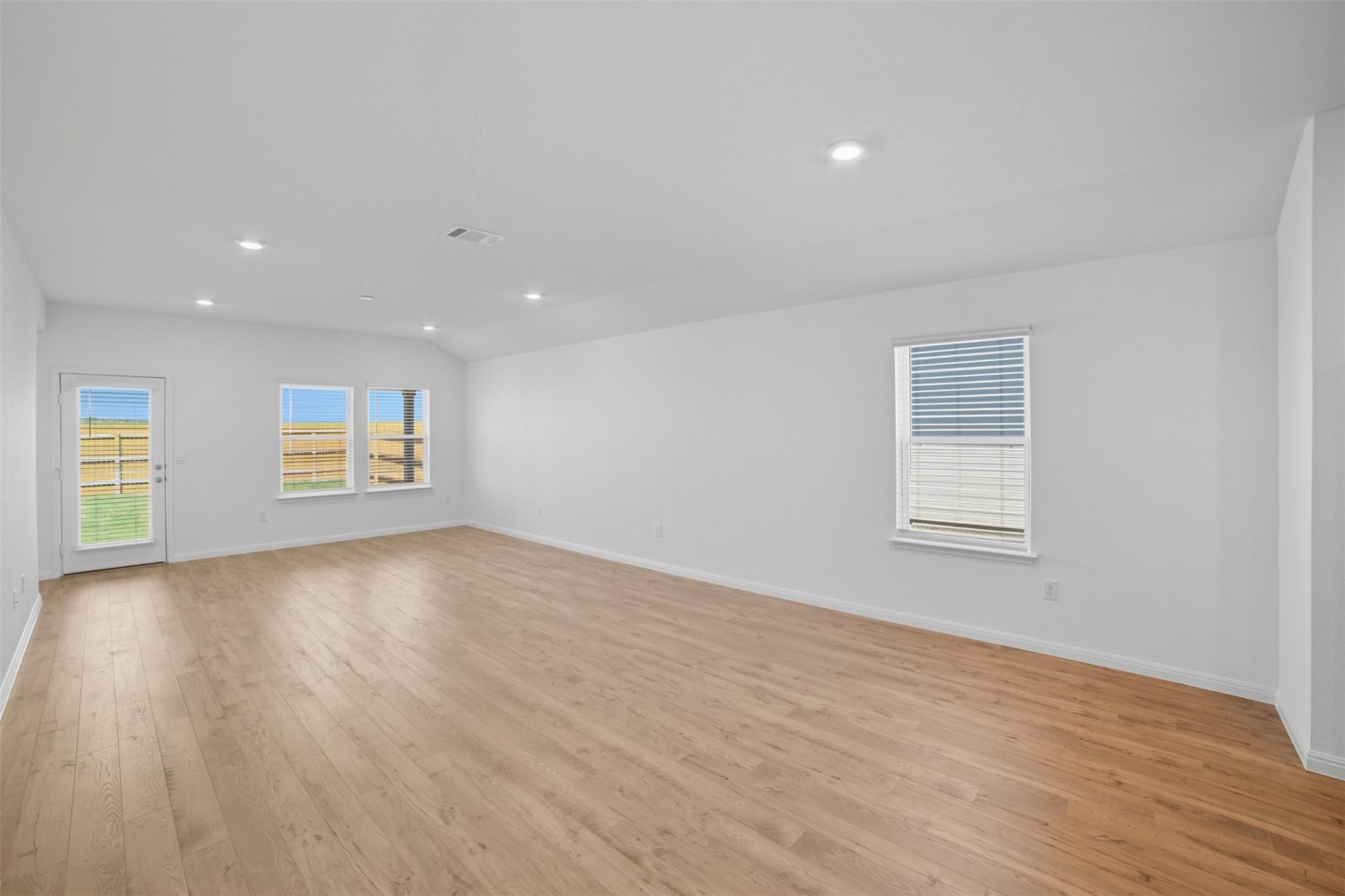 445 Mustang Lake Cir, Buda, TX 78610