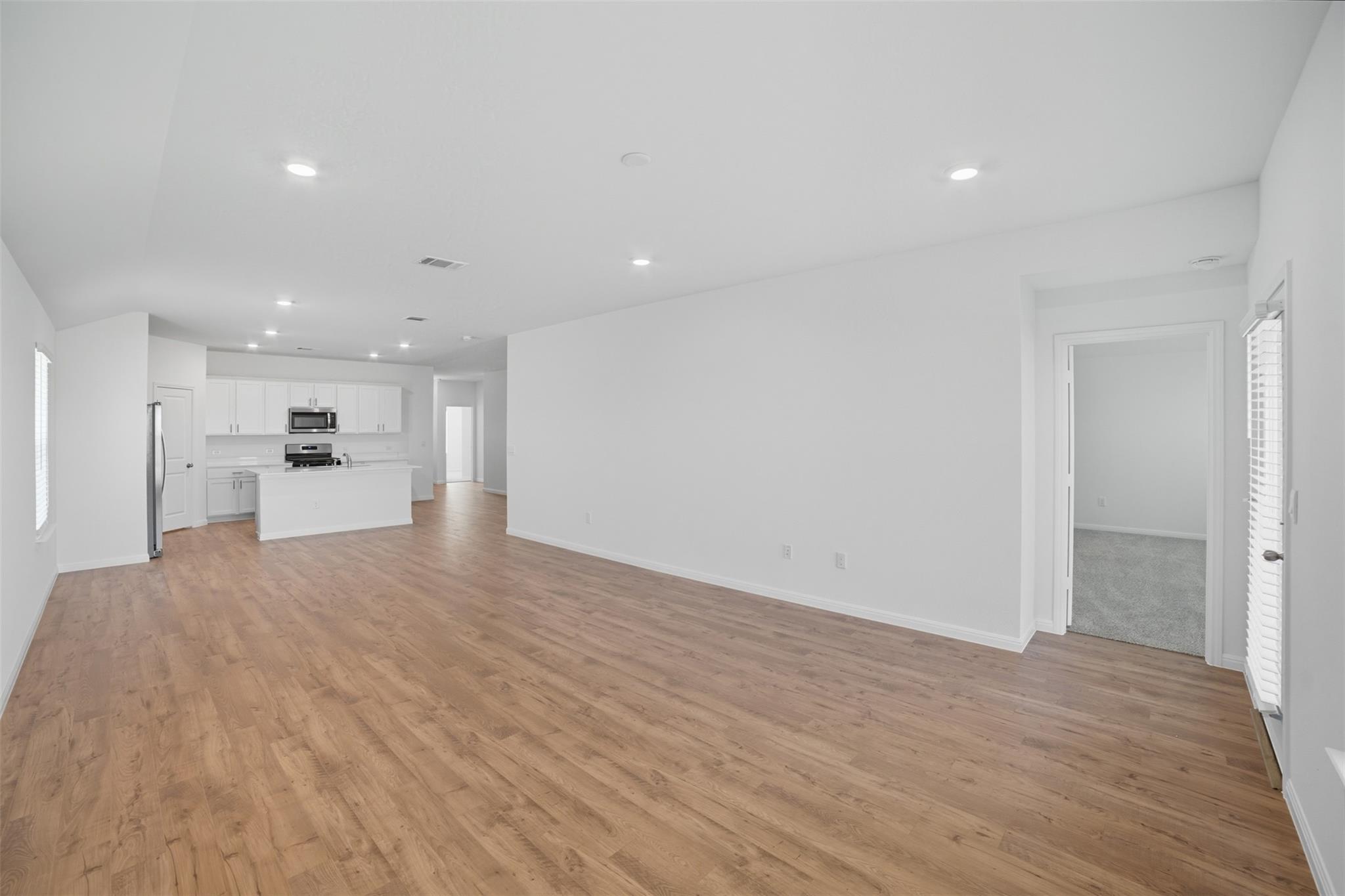 445 Mustang Lake Cir, Buda, TX 78610