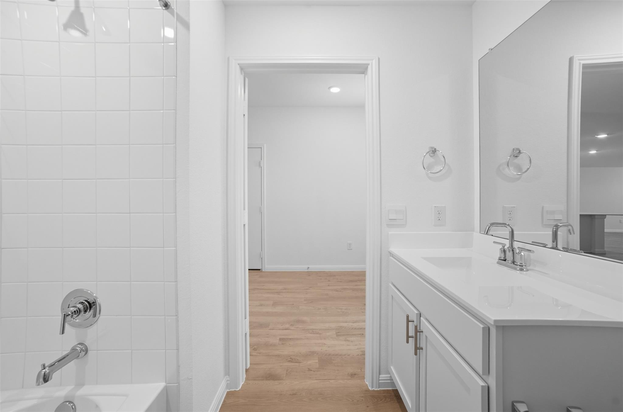 445 Mustang Lake Cir, Buda, TX 78610