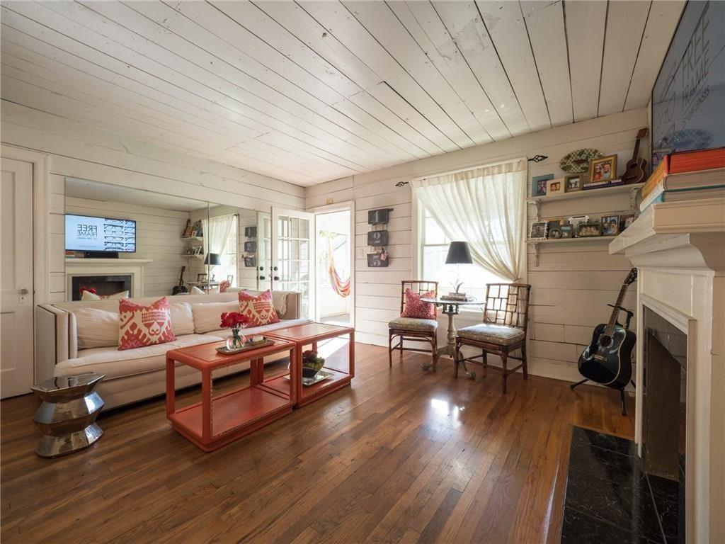 1305 Lorraine St, Austin, TX 78703