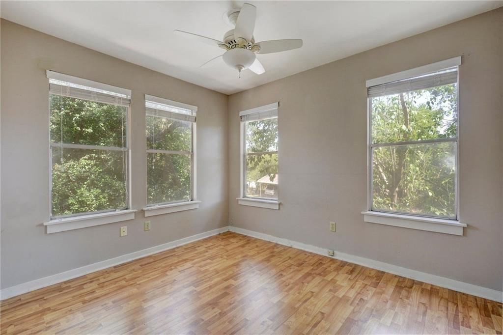 1305 Lorraine St, Austin, TX 78703