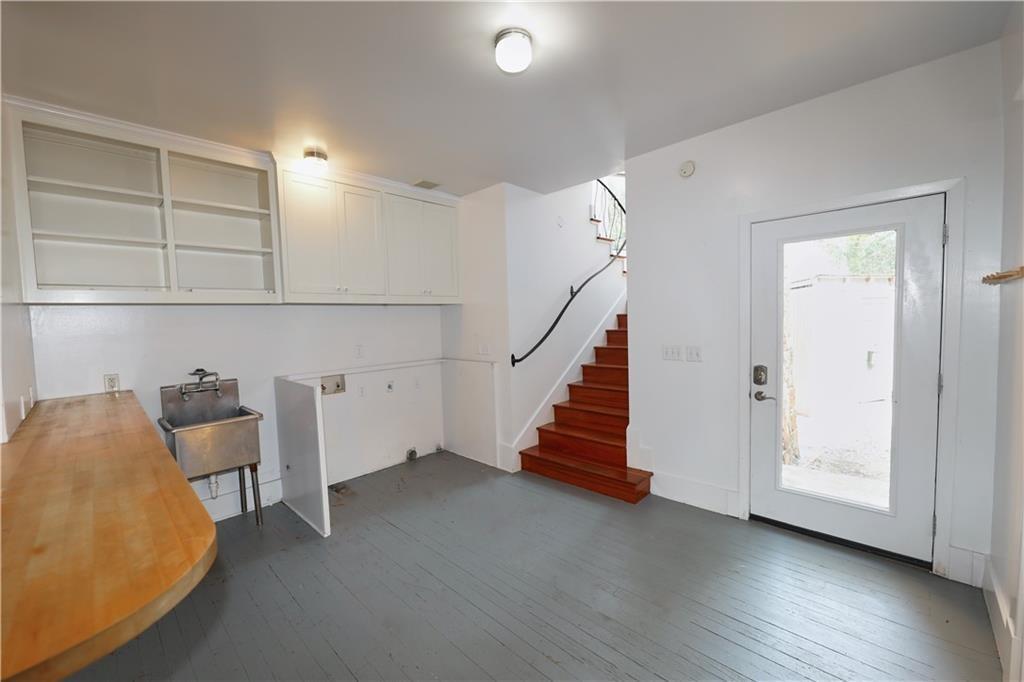 1305 Lorraine St, Austin, TX 78703