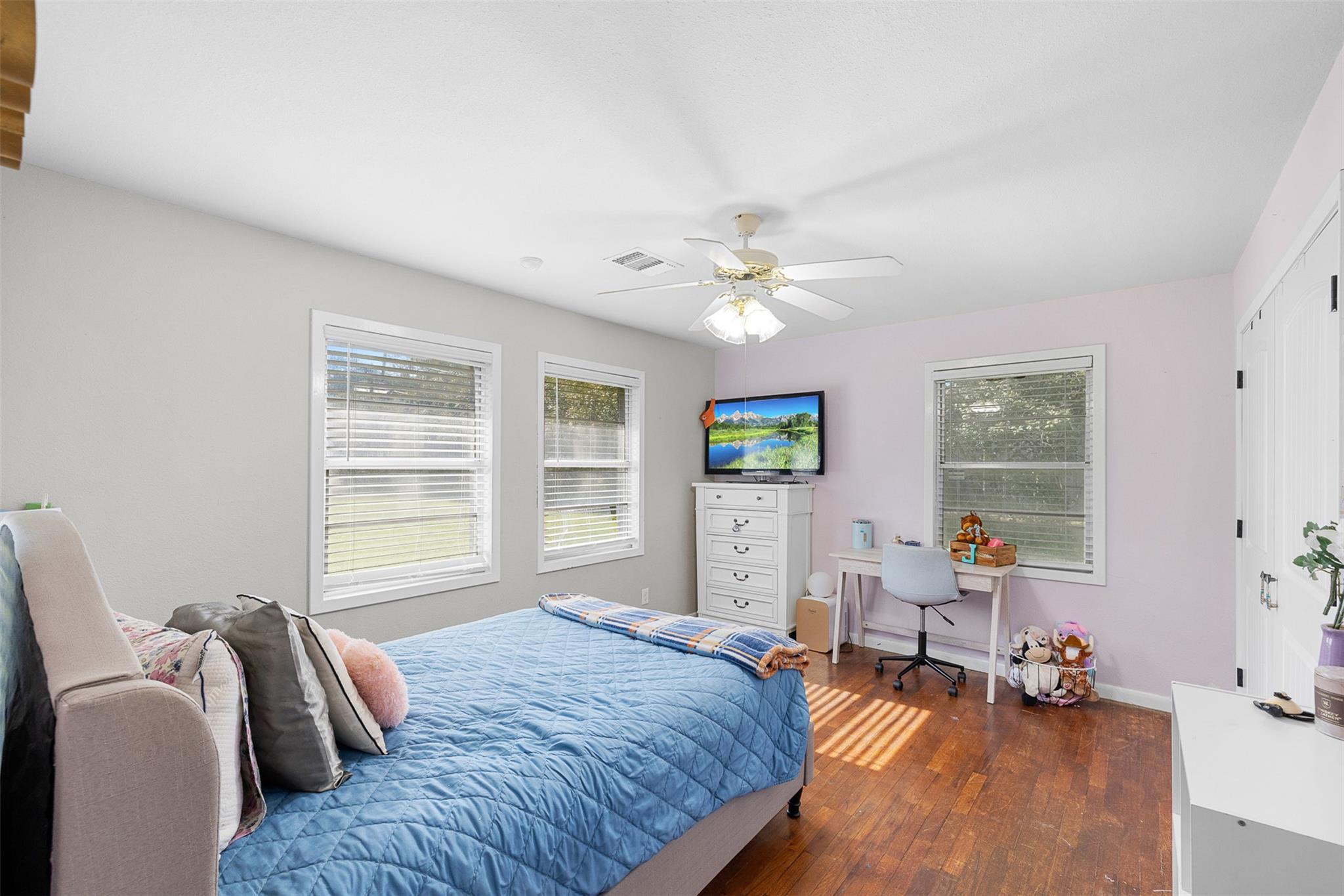 1102 N Pecan Street, Caldwell, TX 77836