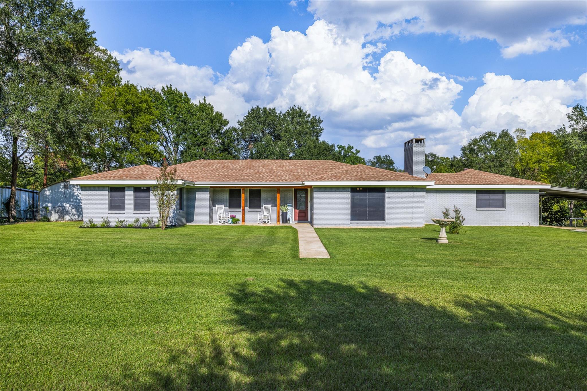 1102 N Pecan Street, Caldwell, TX 77836