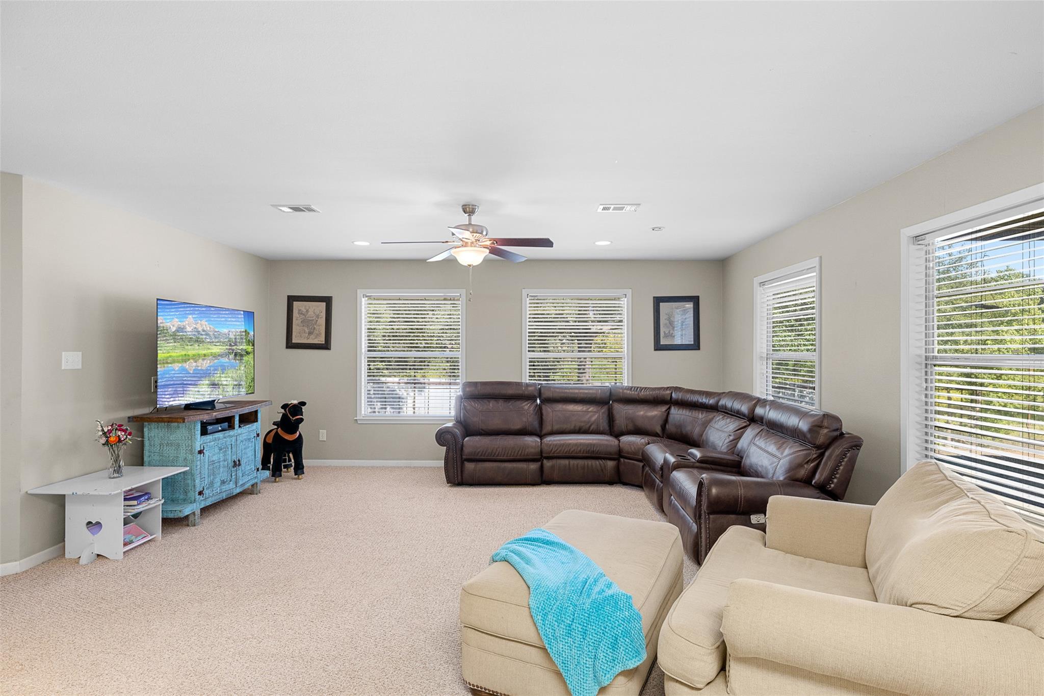 1102 N Pecan Street, Caldwell, TX 77836