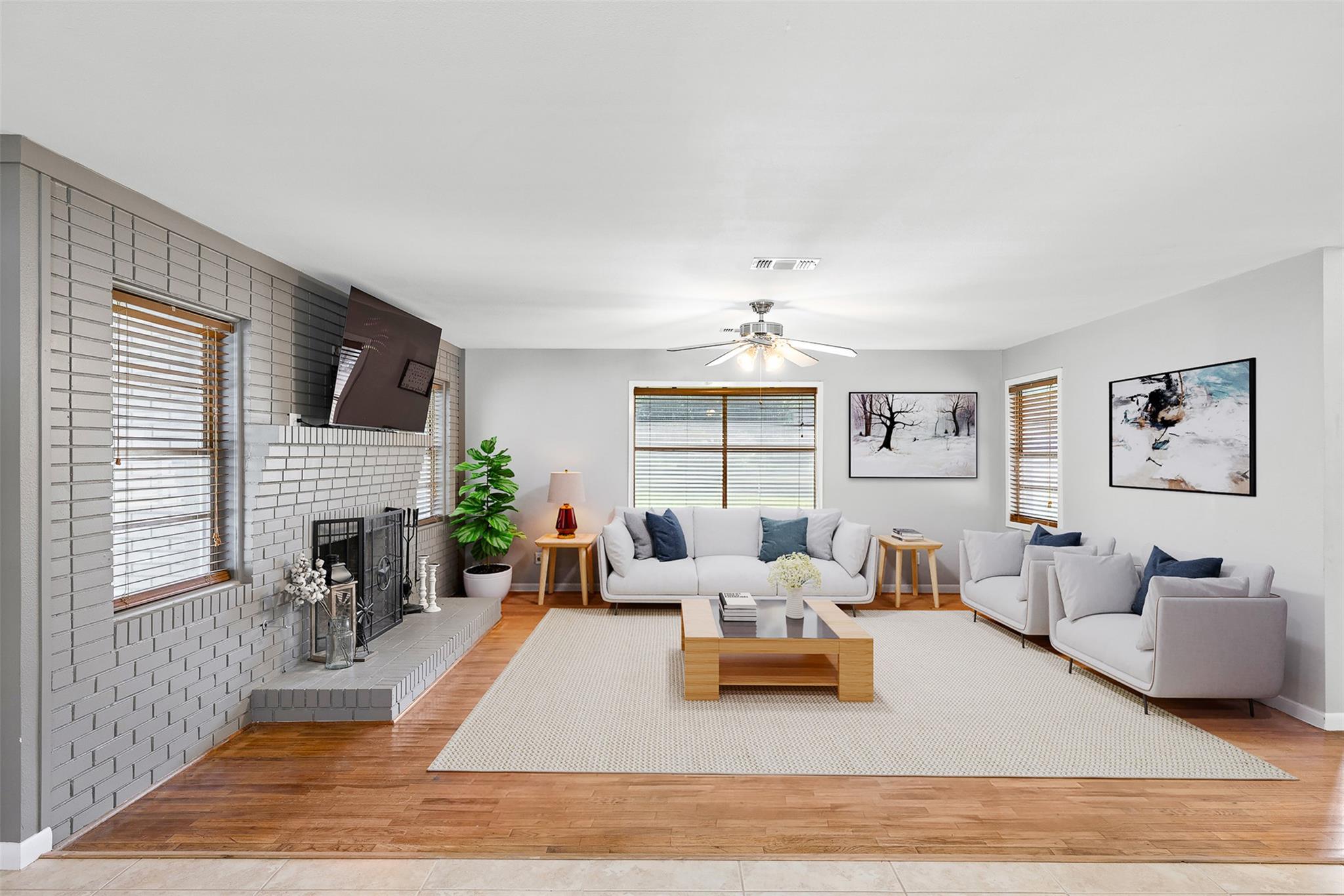 1102 N Pecan Street, Caldwell, TX 77836