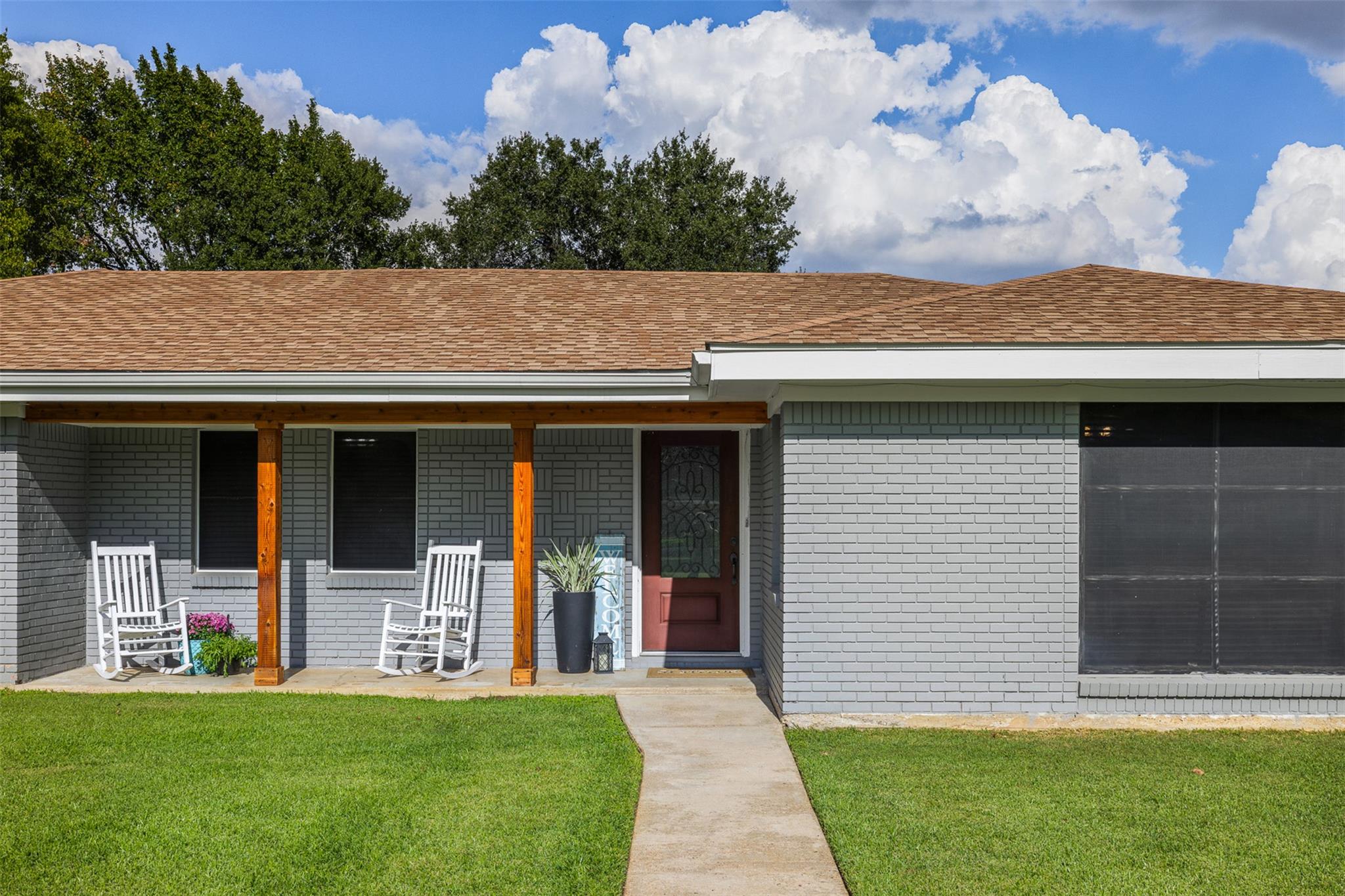1102 N Pecan Street, Caldwell, TX 77836