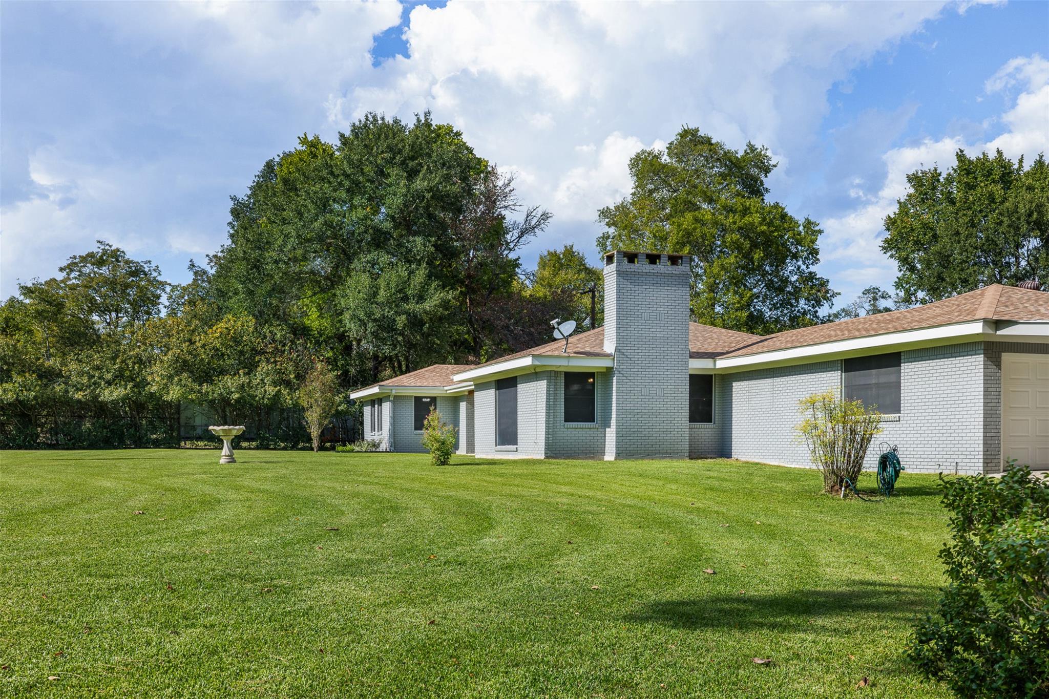 1102 N Pecan Street, Caldwell, TX 77836