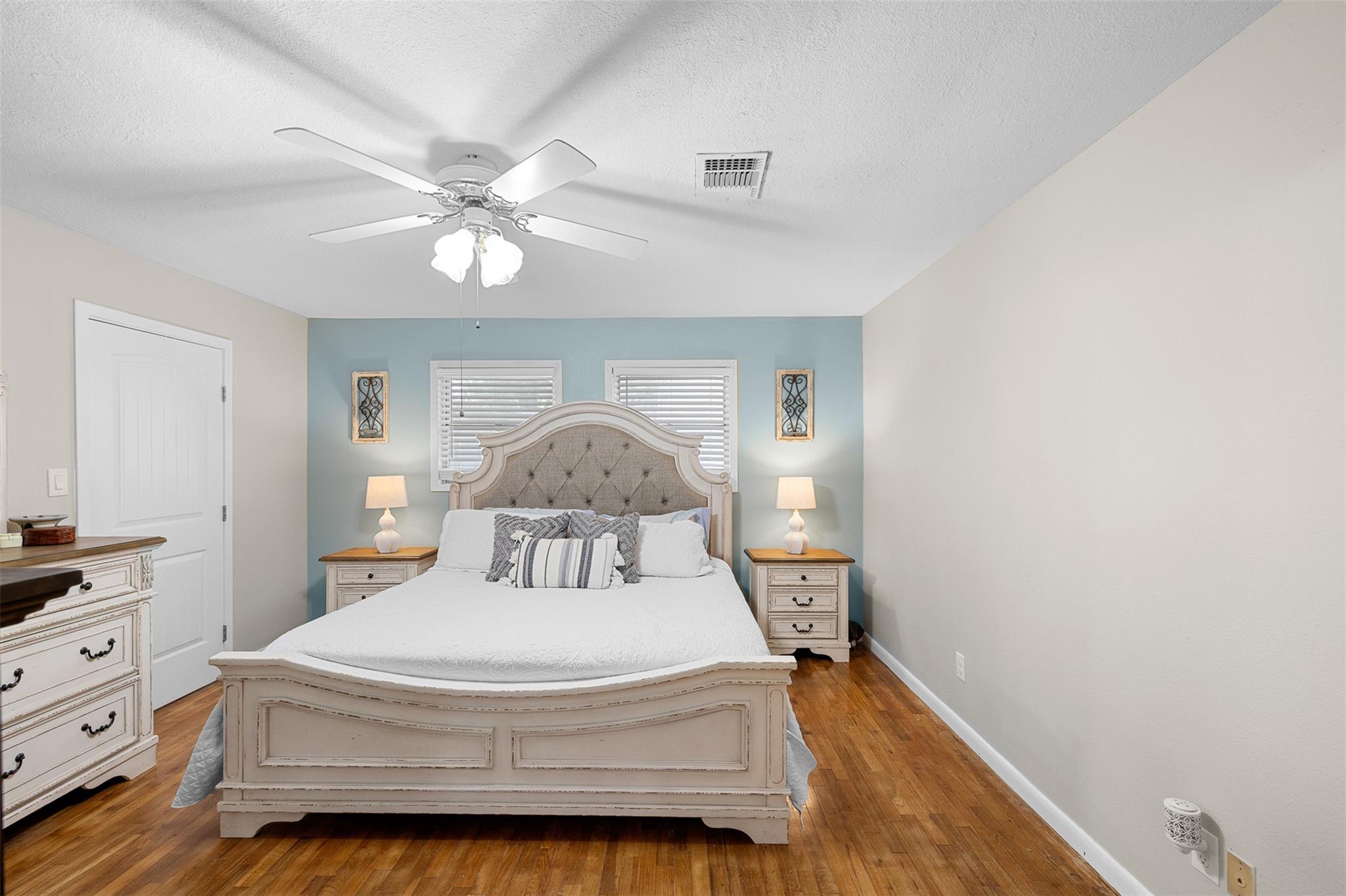 1102 N Pecan Street, Caldwell, TX 77836