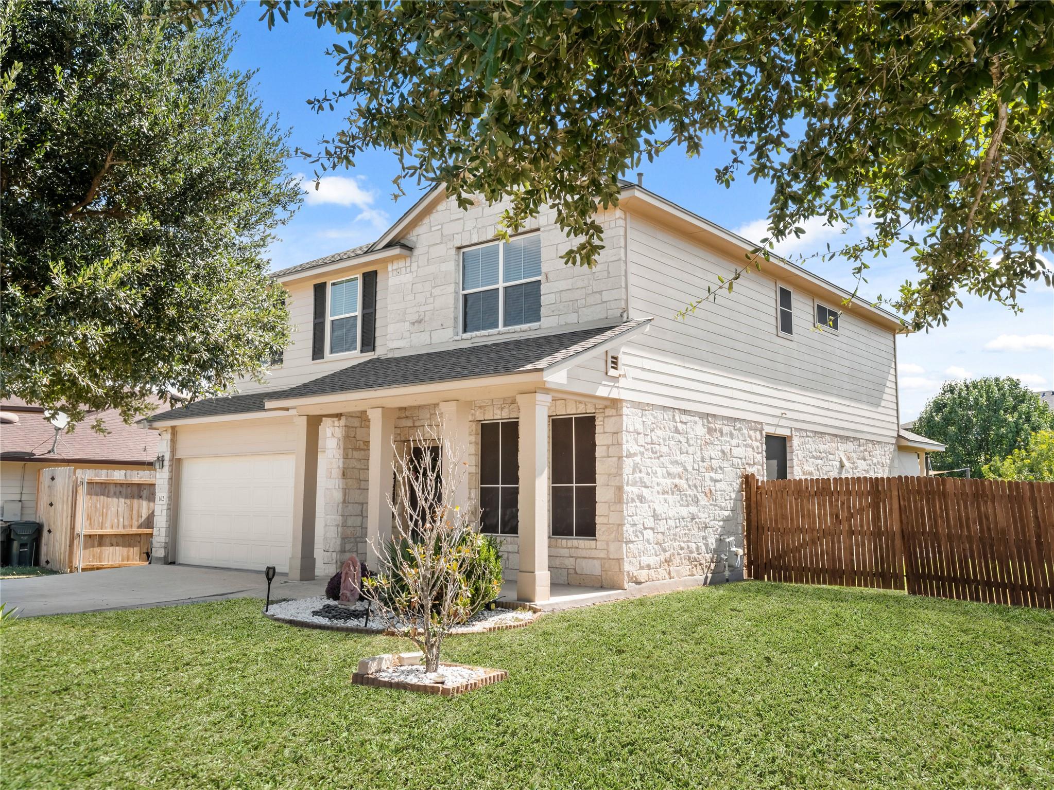 102 Wisteria Way, San Marcos, TX 78666