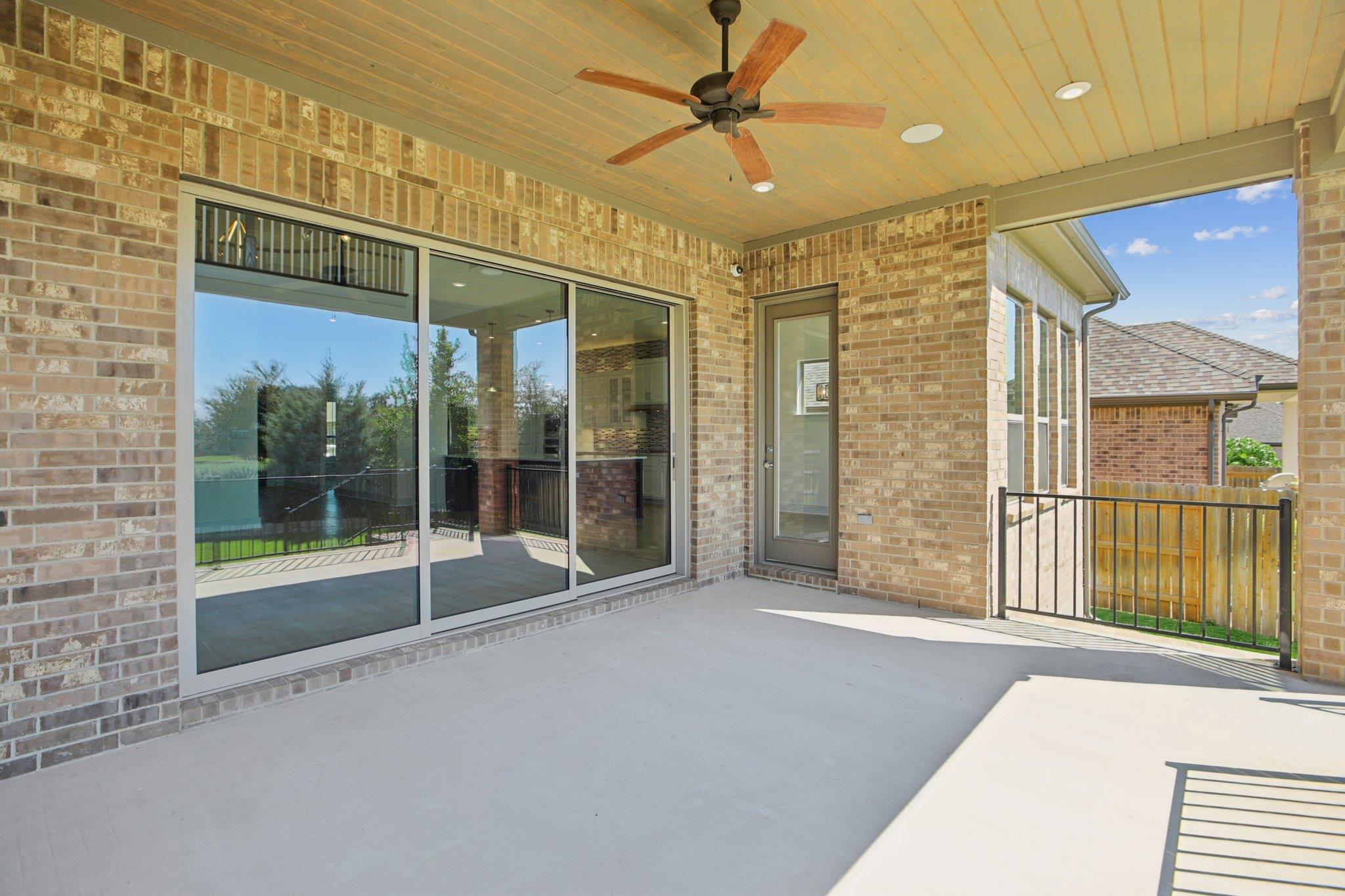 2520 Carretera Dr, Leander, TX 78641
