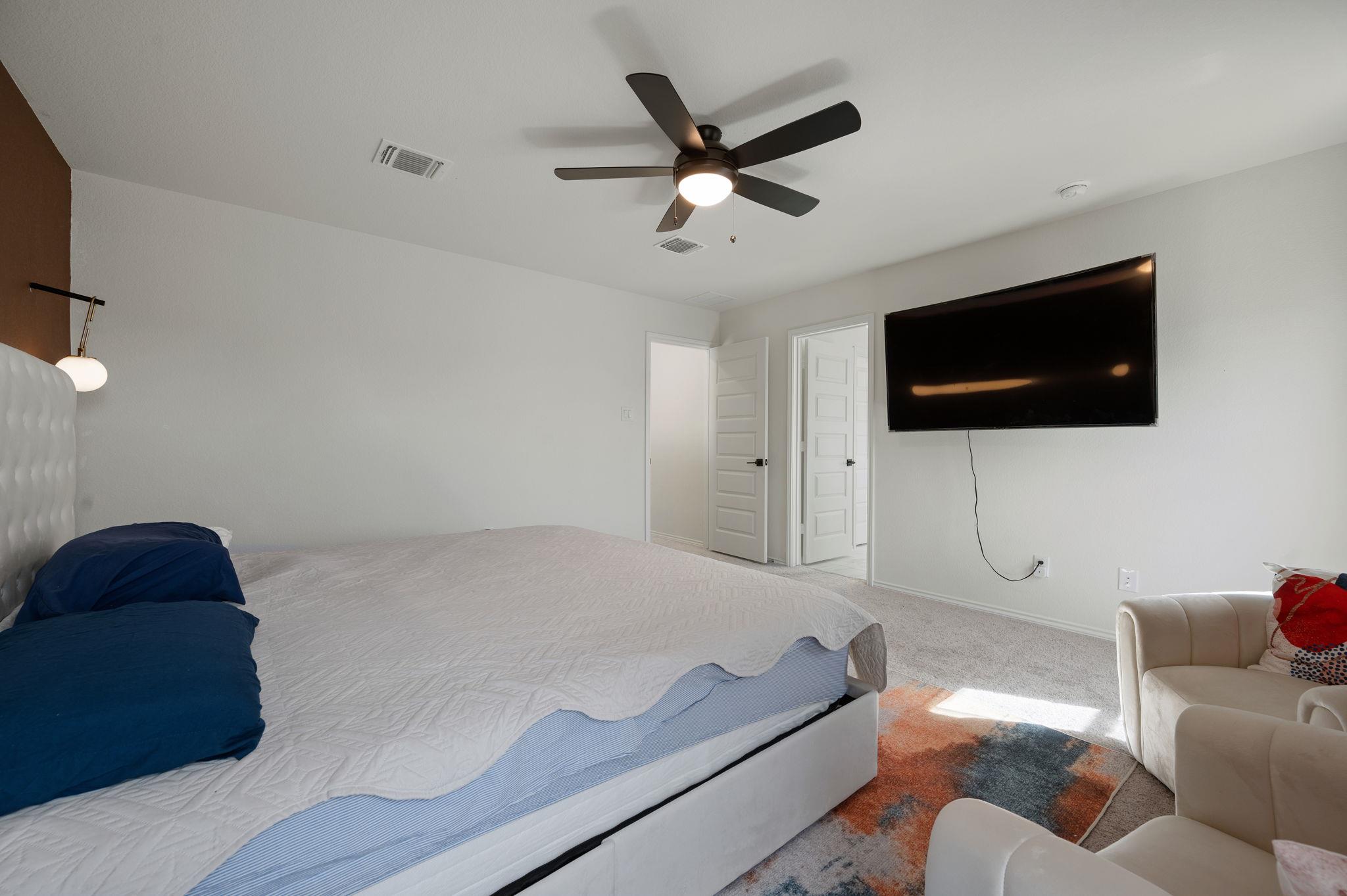 232 Robert Hightower Dr, Jarrell, TX 76537