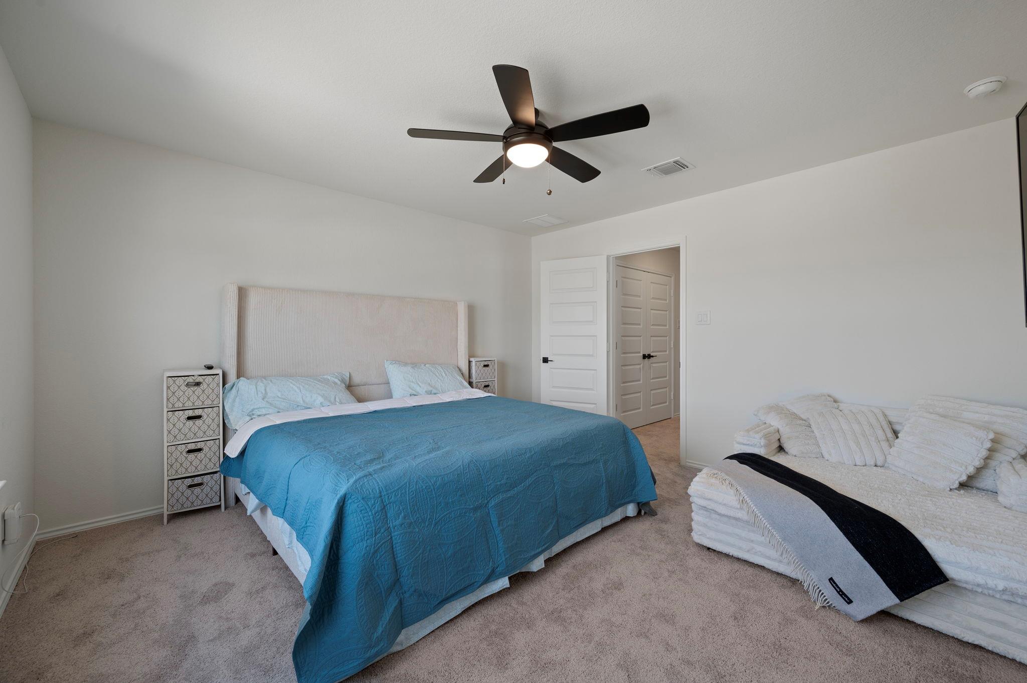 232 Robert Hightower Dr, Jarrell, TX 76537