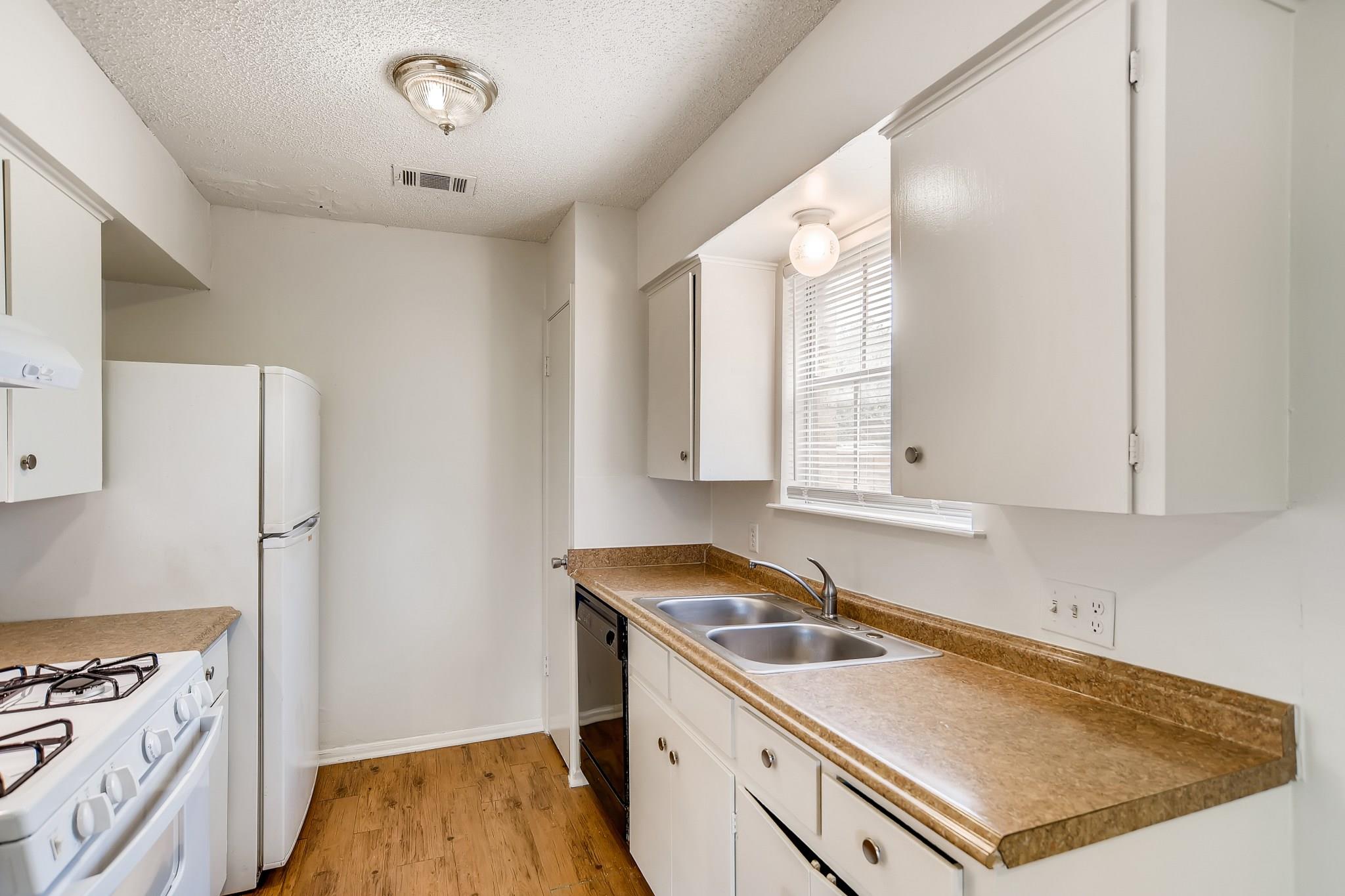 818 Sahara Ave # A, Austin, TX 78745