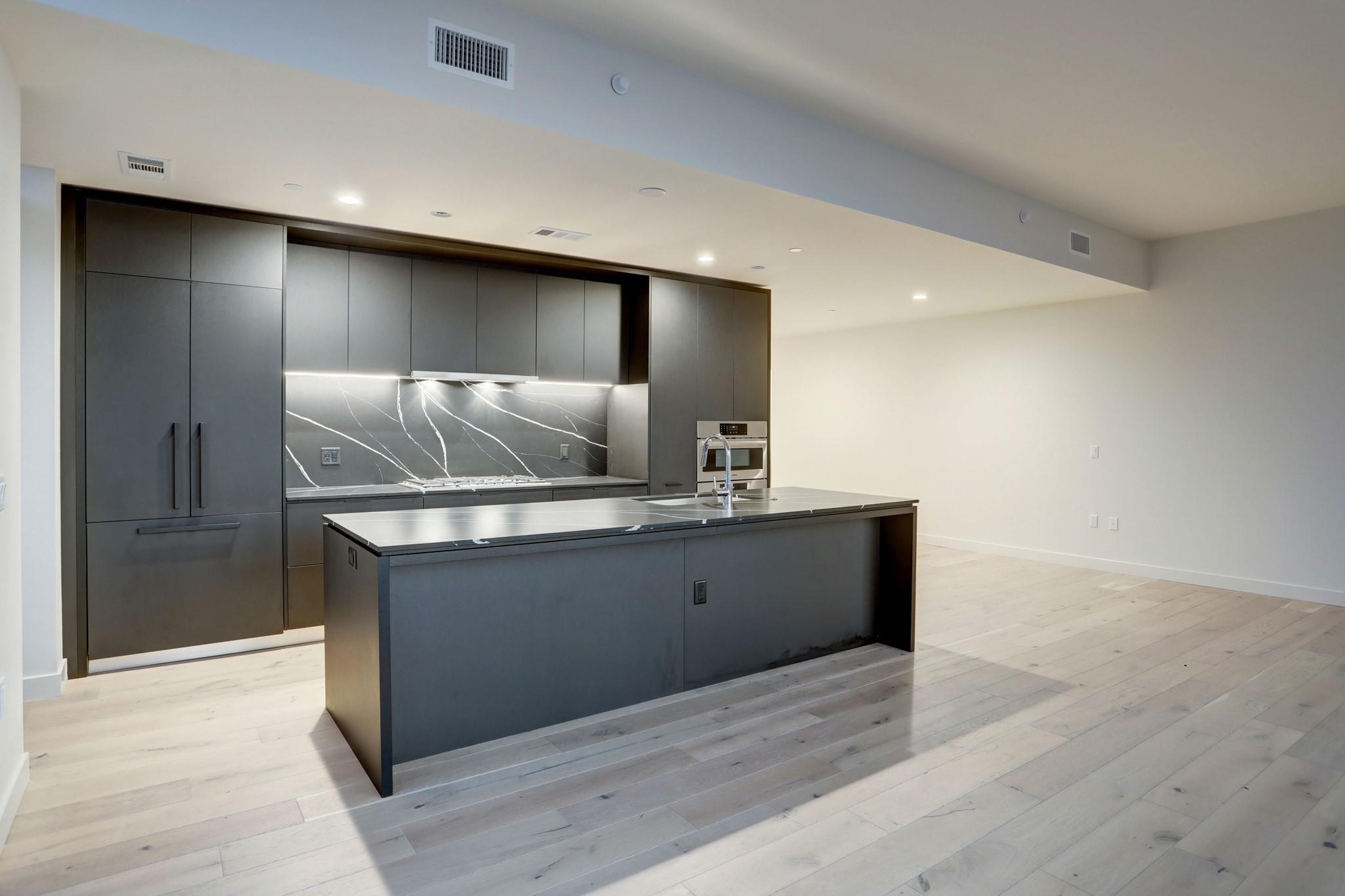 44 East Ave # 4203, Austin, TX 78701