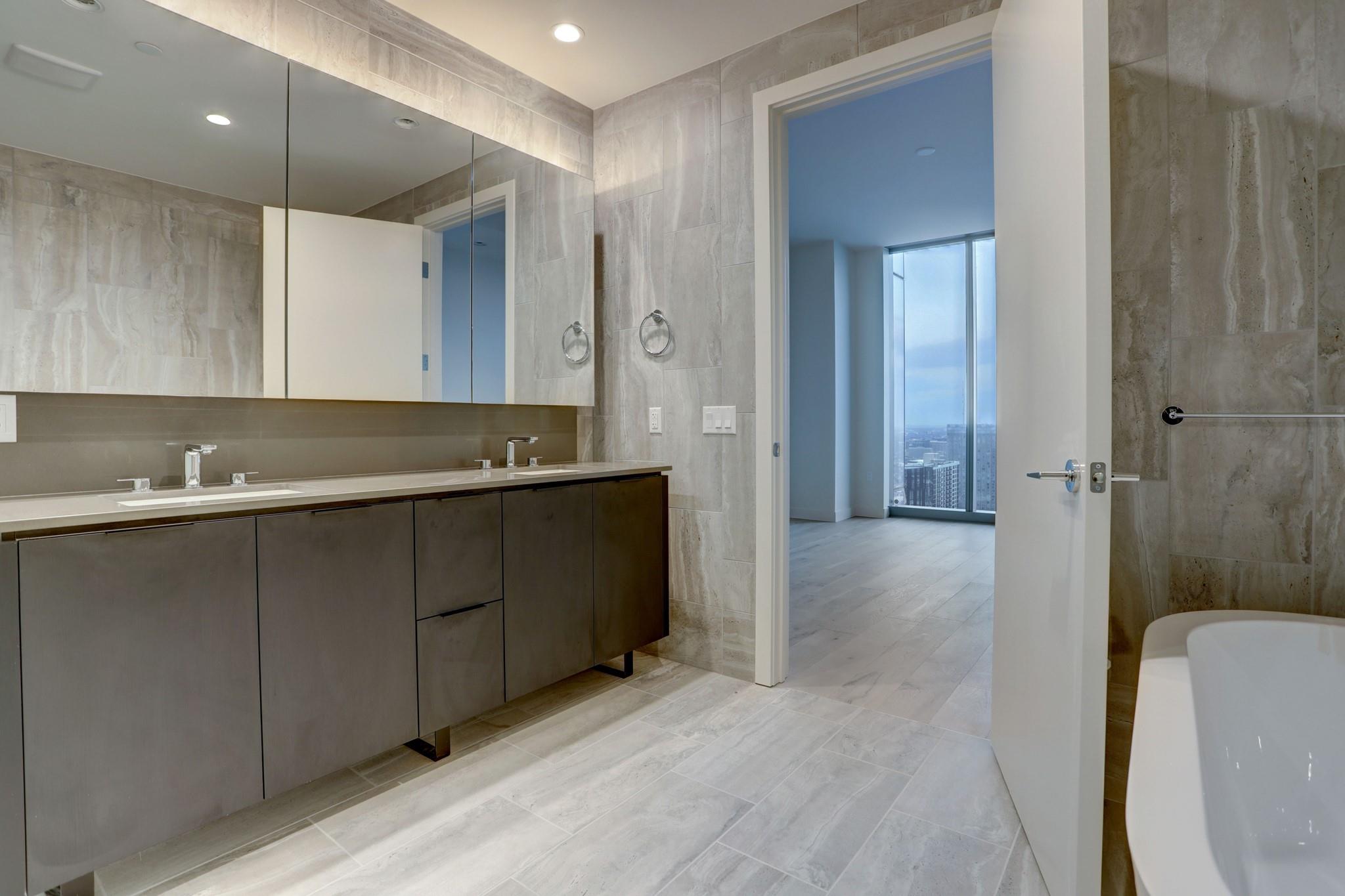 44 East Ave # 4203, Austin, TX 78701