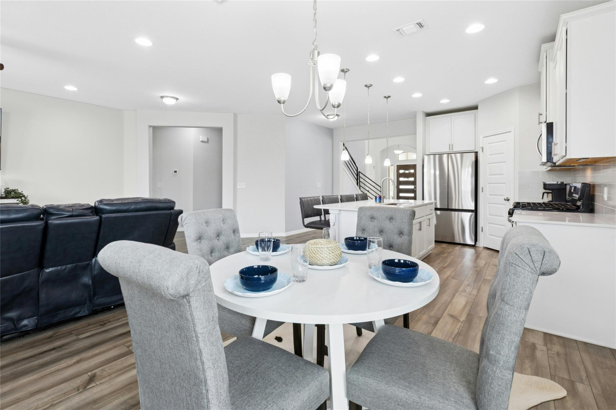 242 Backstays Loop, Kyle, TX 78640