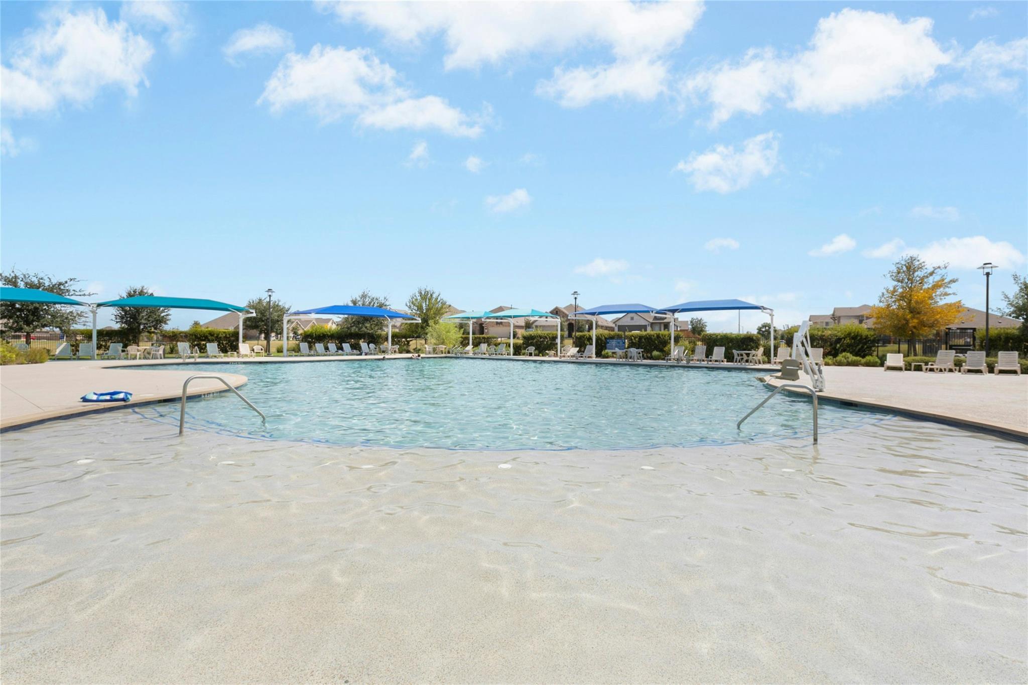 242 Backstays Loop, Kyle, TX 78640