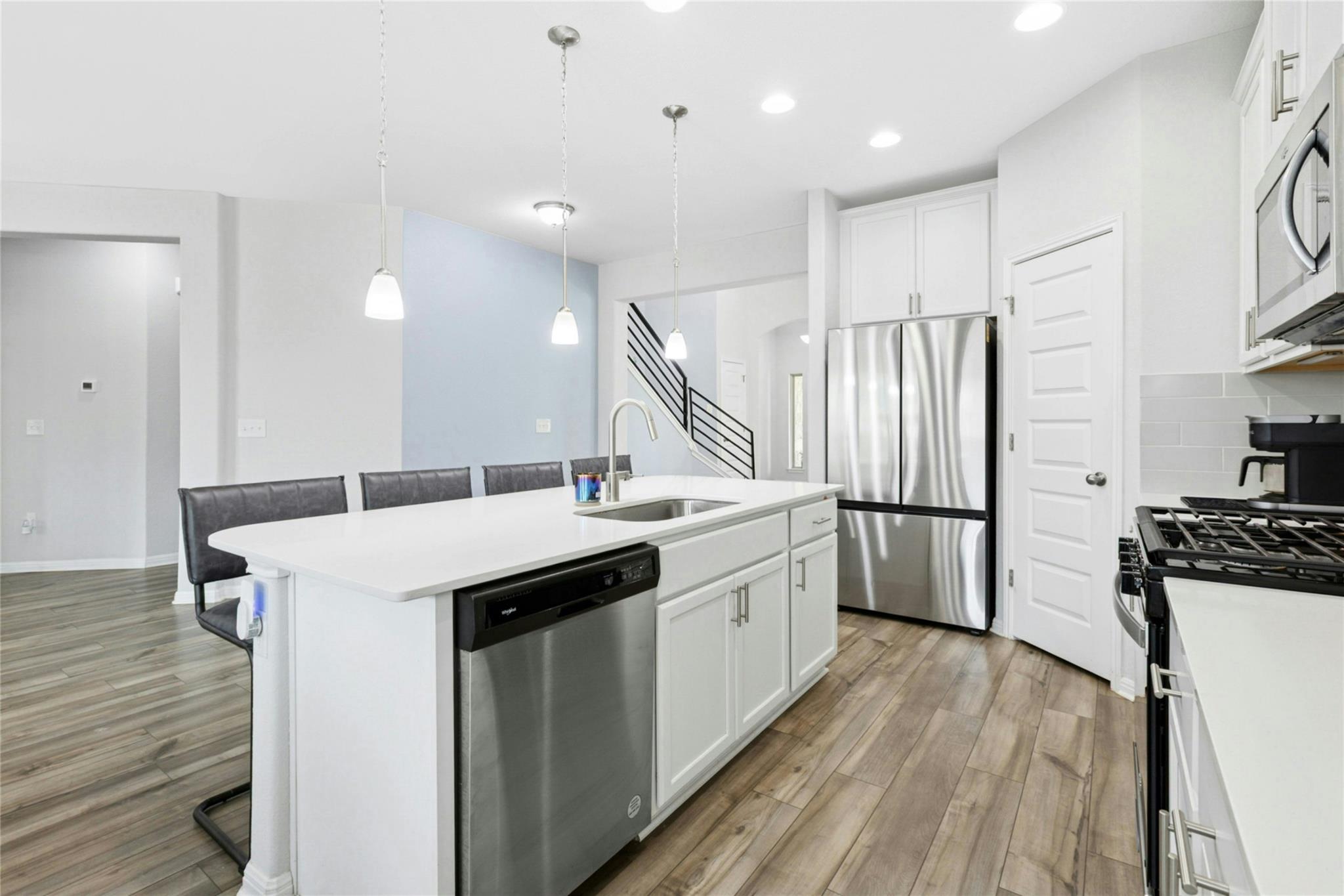 242 Backstays Loop, Kyle, TX 78640