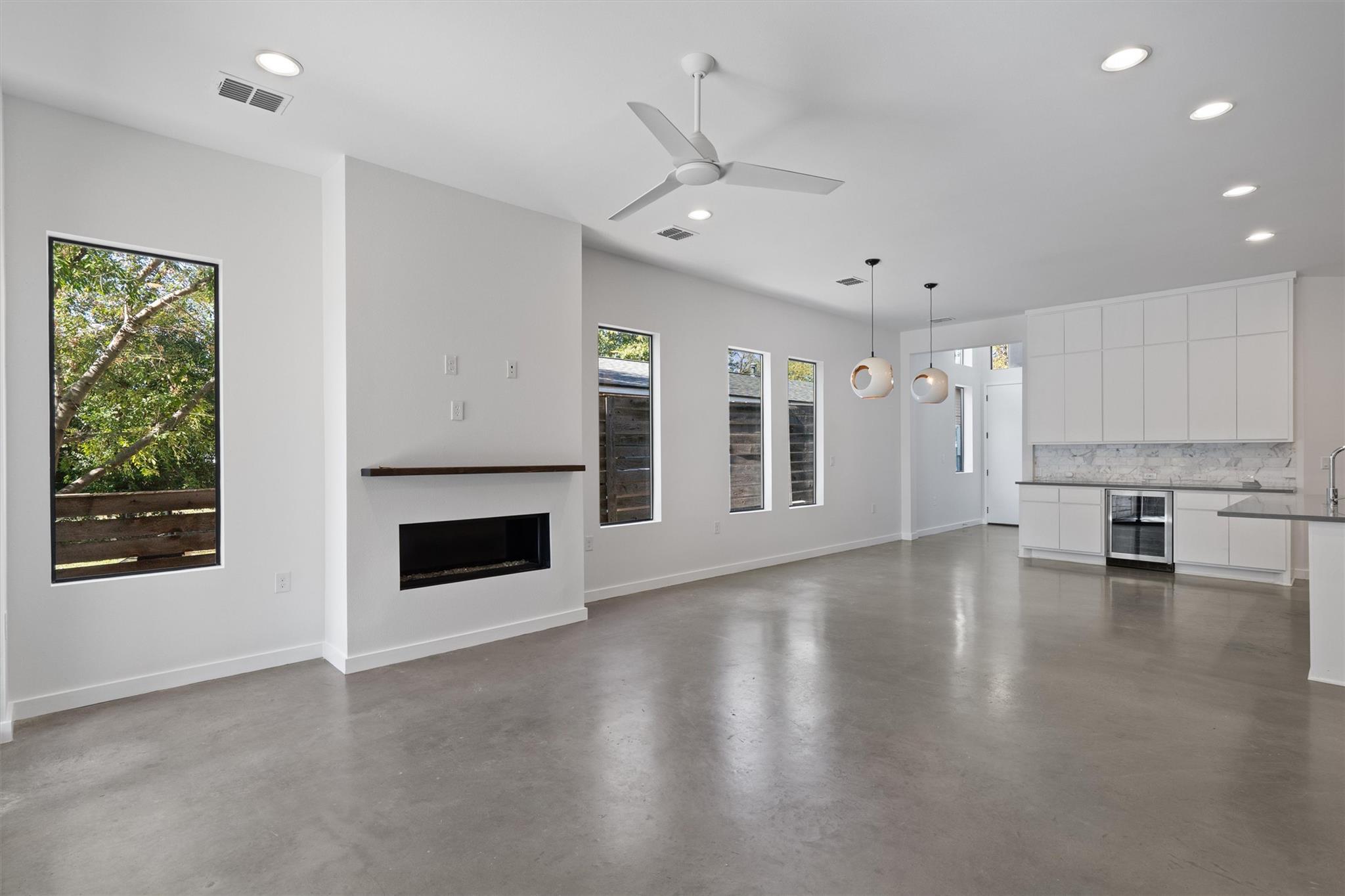 1107 Taulbee Ln # B, Austin, TX 78757