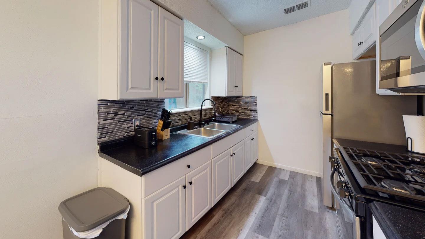 1109 Gardner Cv, Austin, TX 78721