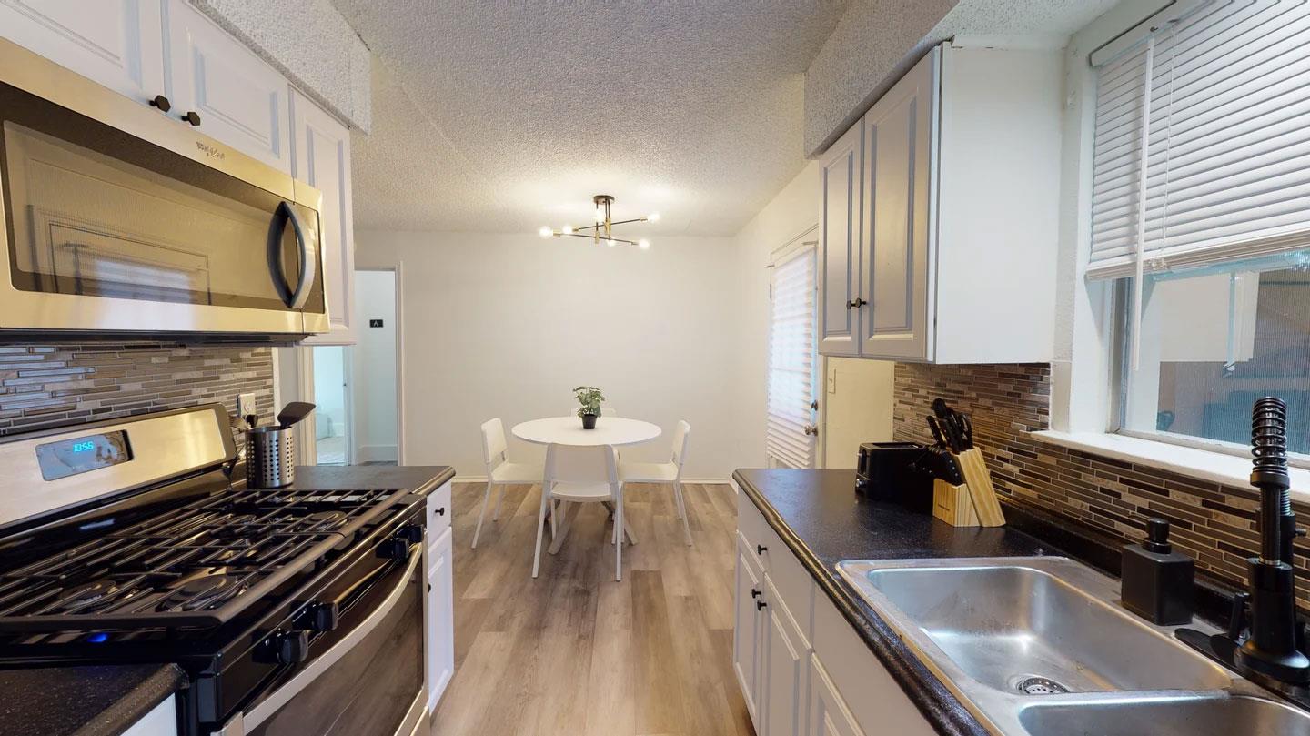 1109 Gardner Cv, Austin, TX 78721