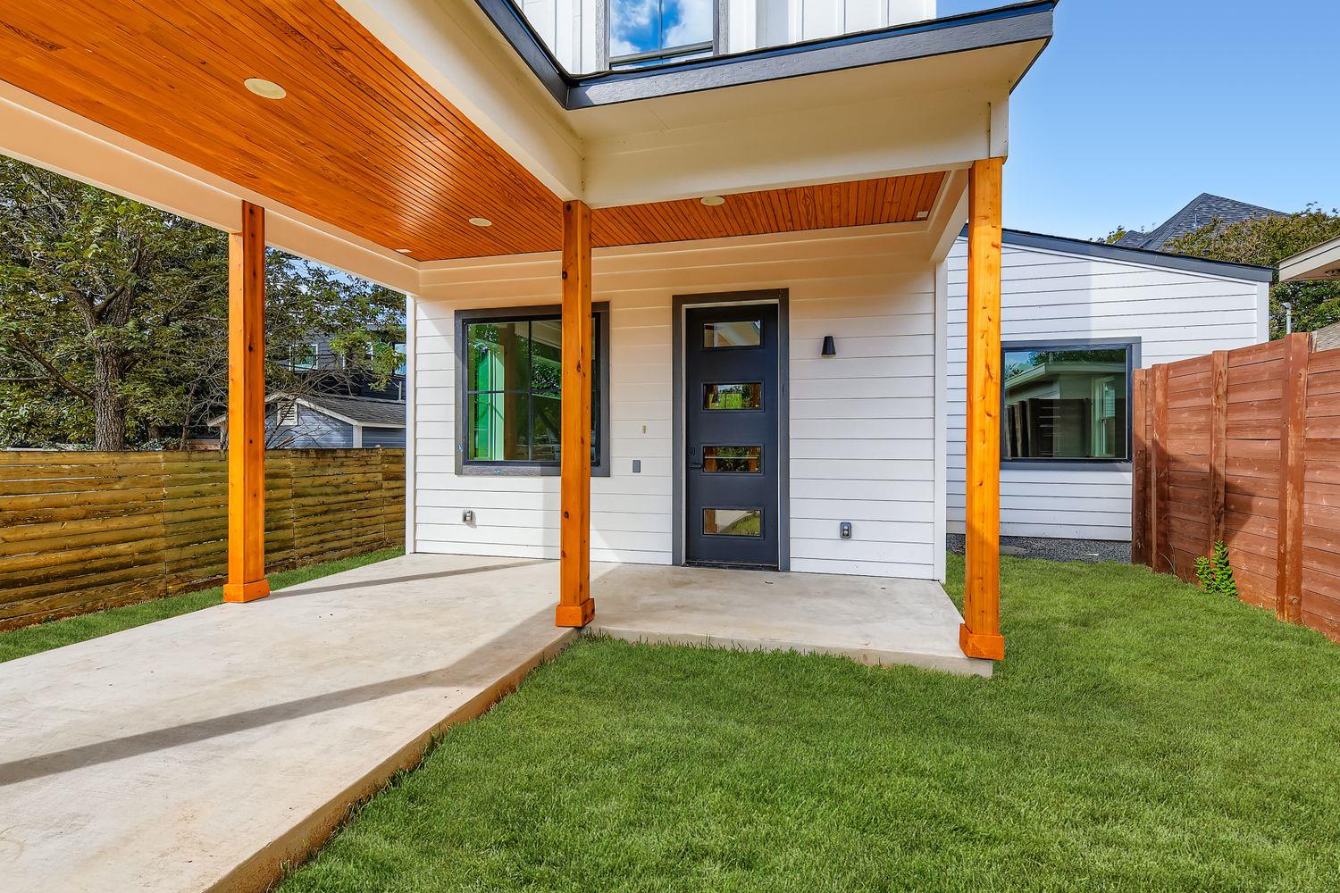 4712 S Forest Dr, Austin, TX 78745