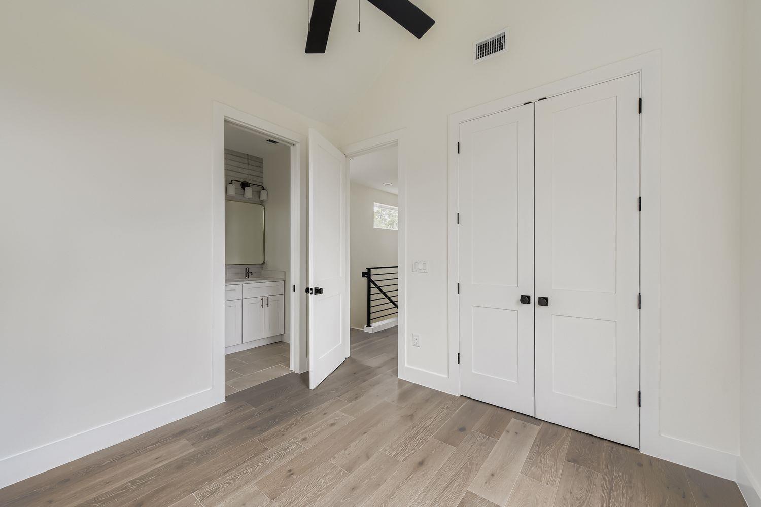 4712 S Forest Dr, Austin, TX 78745