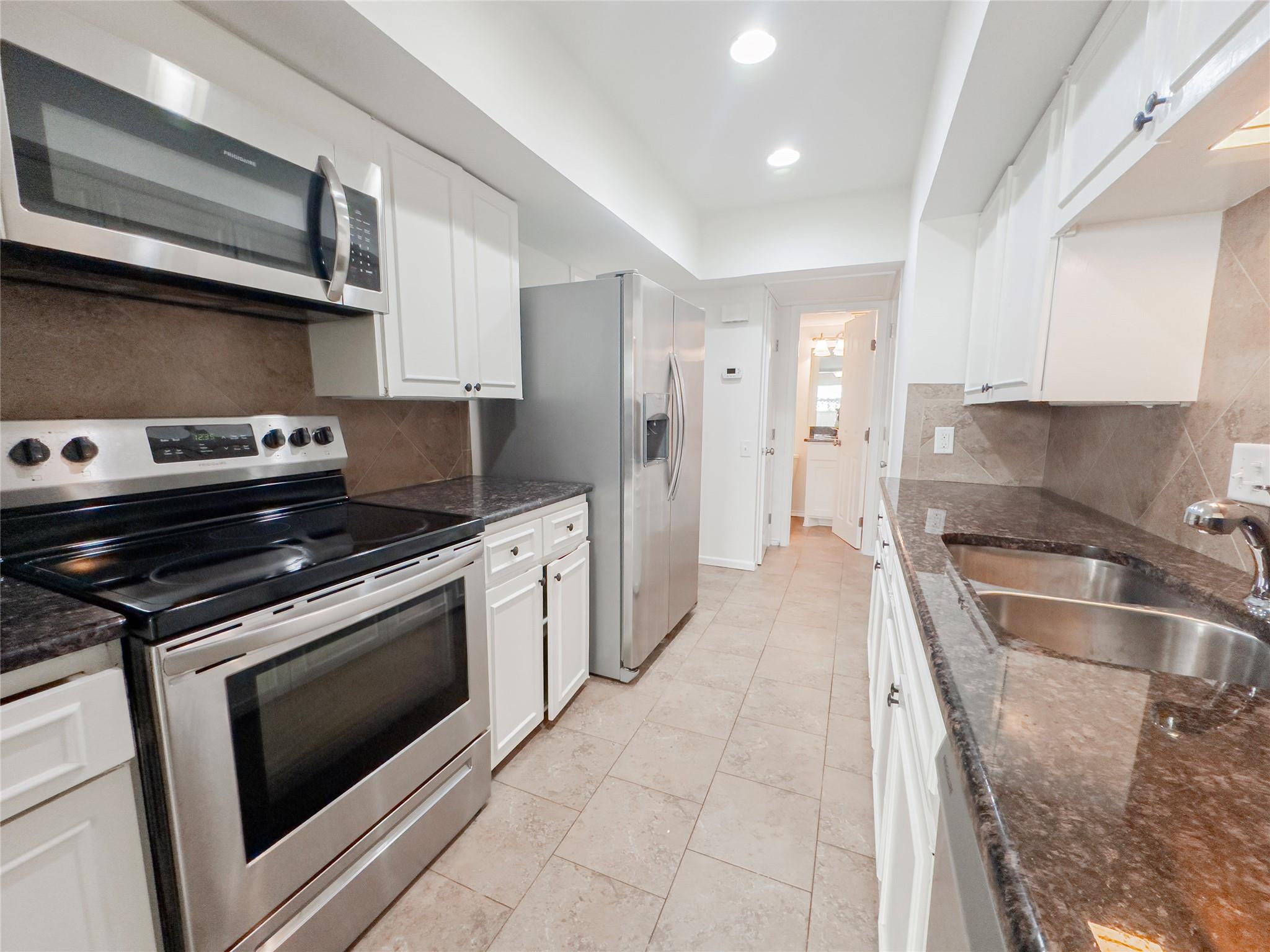 2704 San Pedro St # 16, Austin, TX 78705